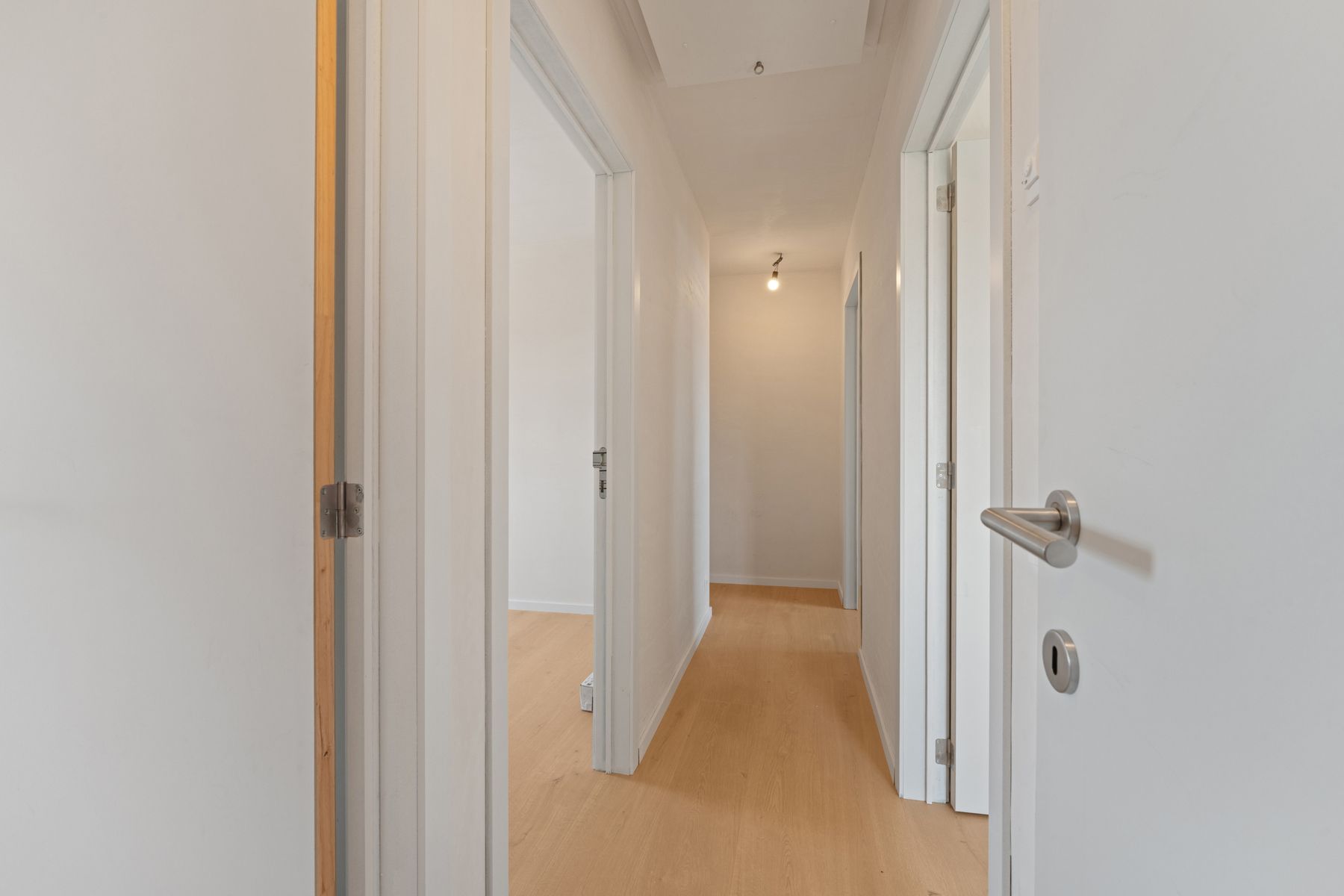 Landelijke, halfopen woning foto 14