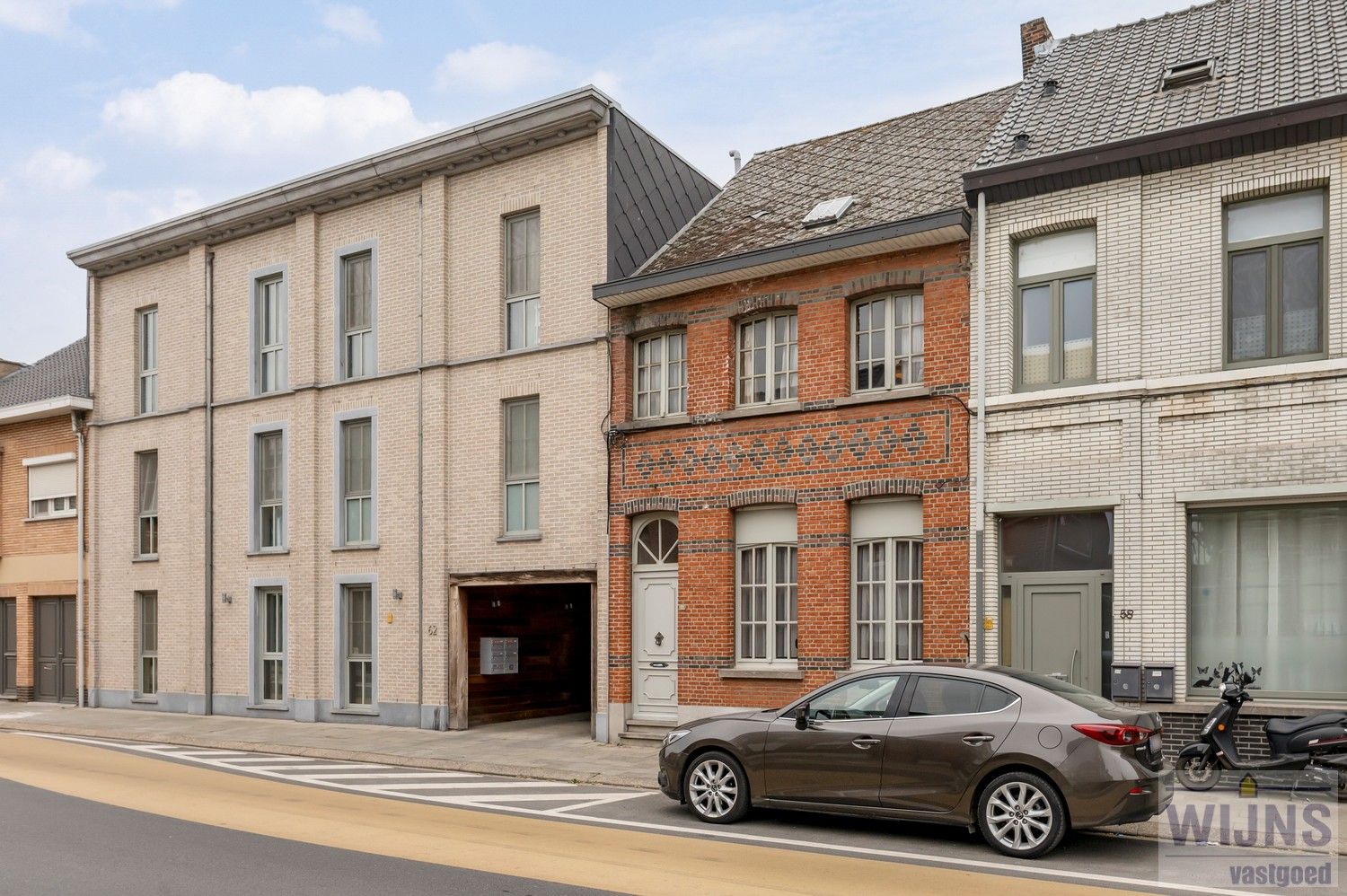Te renoveren woning met tuin, op wandelafstand van centrum en station. foto 3