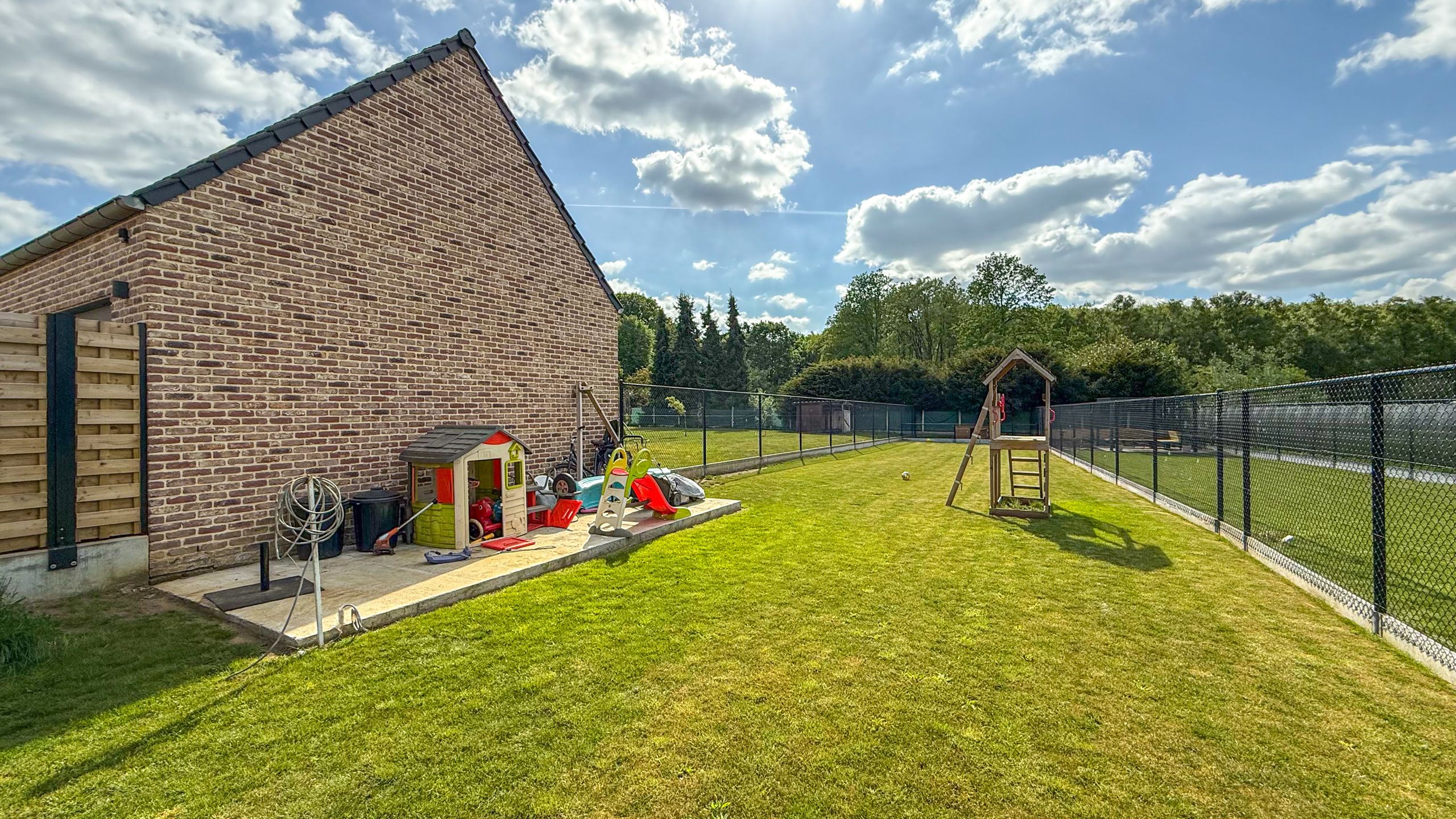 Instapklare BEN-woning met 4slpk en grote omheinde tuin! foto 41