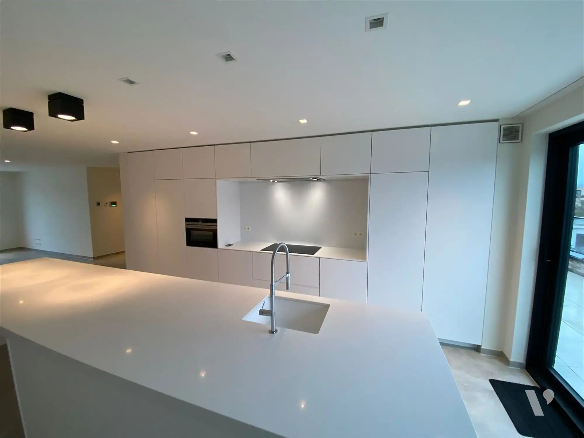 Prachtig moderne penthouse met 2 terrassen foto 6