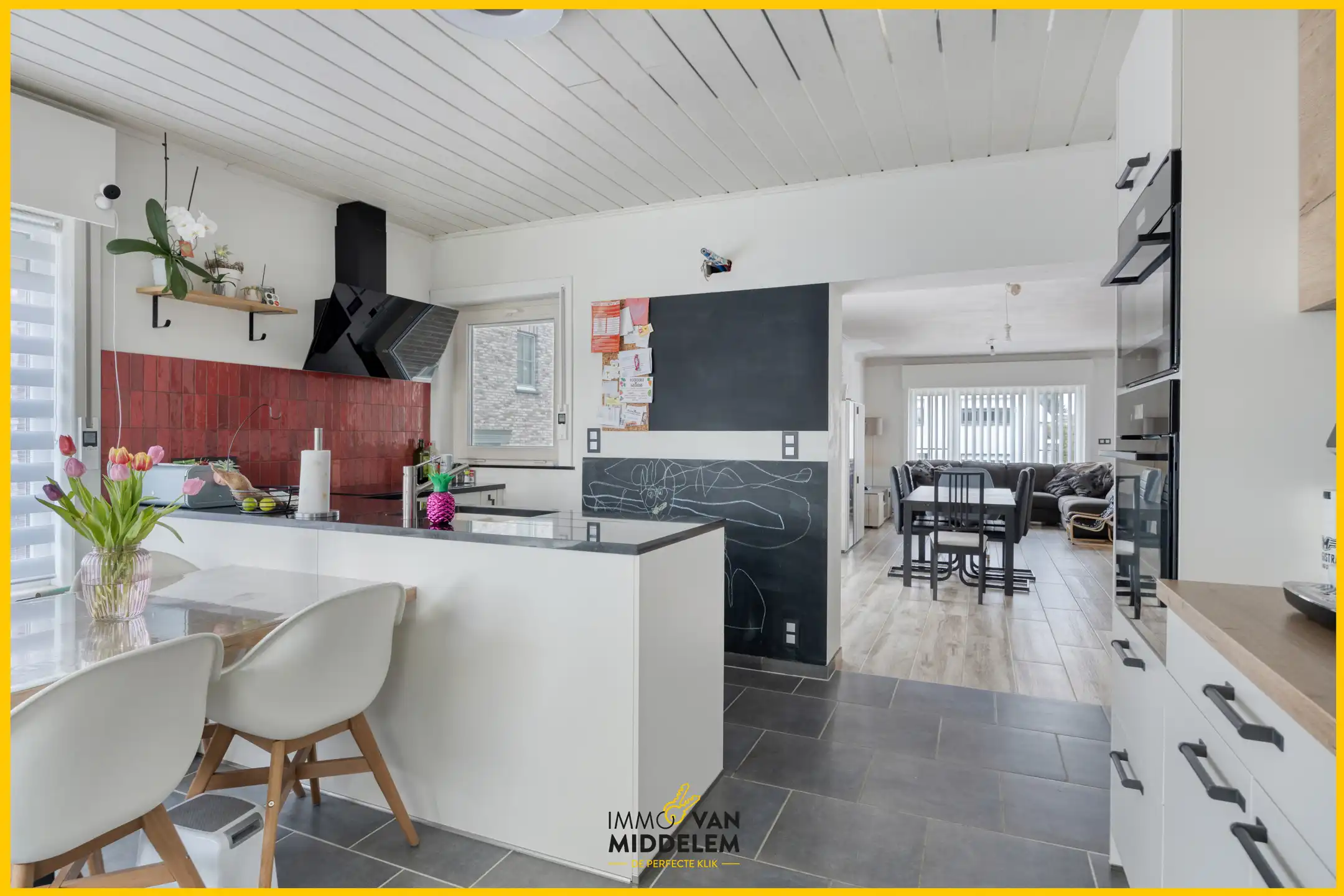 ENERGIEZUINIGE 3-GEVELWONING - 3 SLPKS, TERRAS, TUIN, GARAGE foto 4