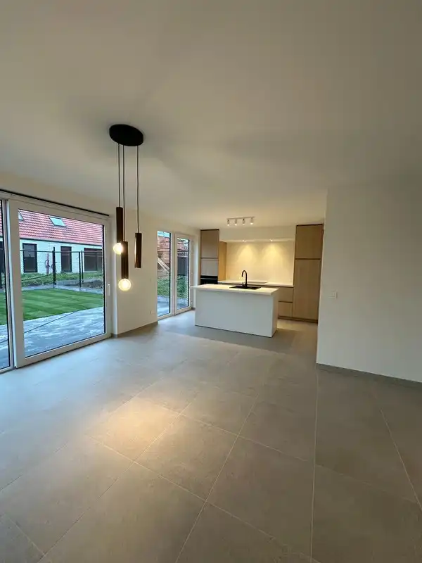 Volledig afgewerkte woning met 3 slaapkamers in Waardamme foto 6