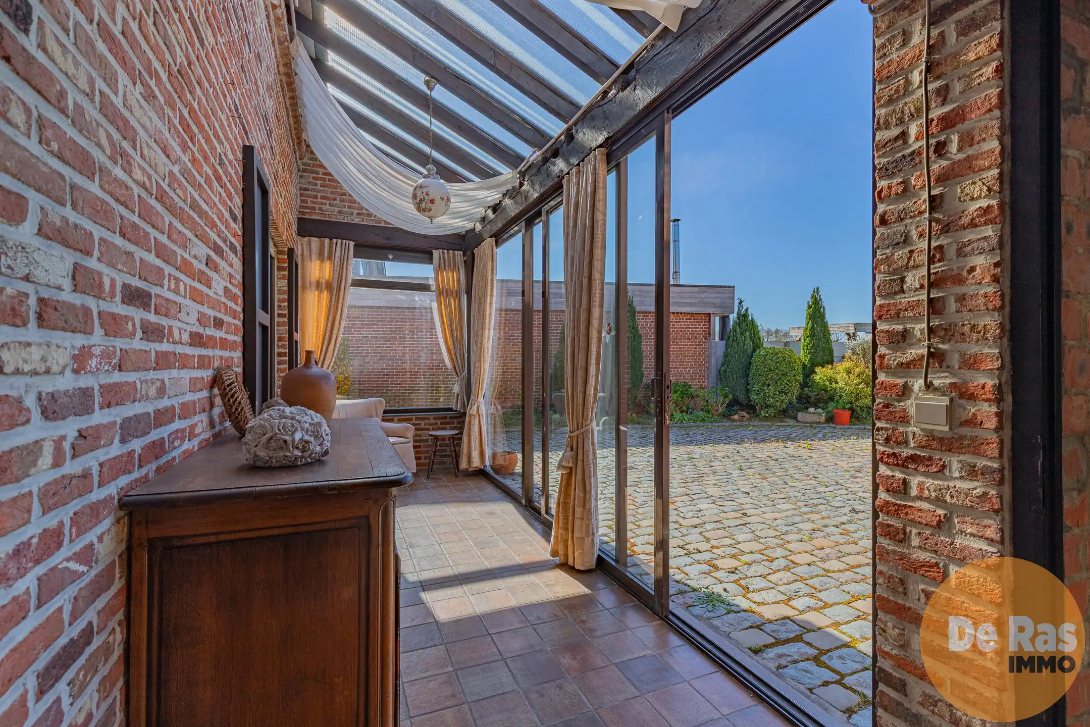  ERONDEGEM-Verzorgde 4-gevelwoning met achterliggende weide foto 9