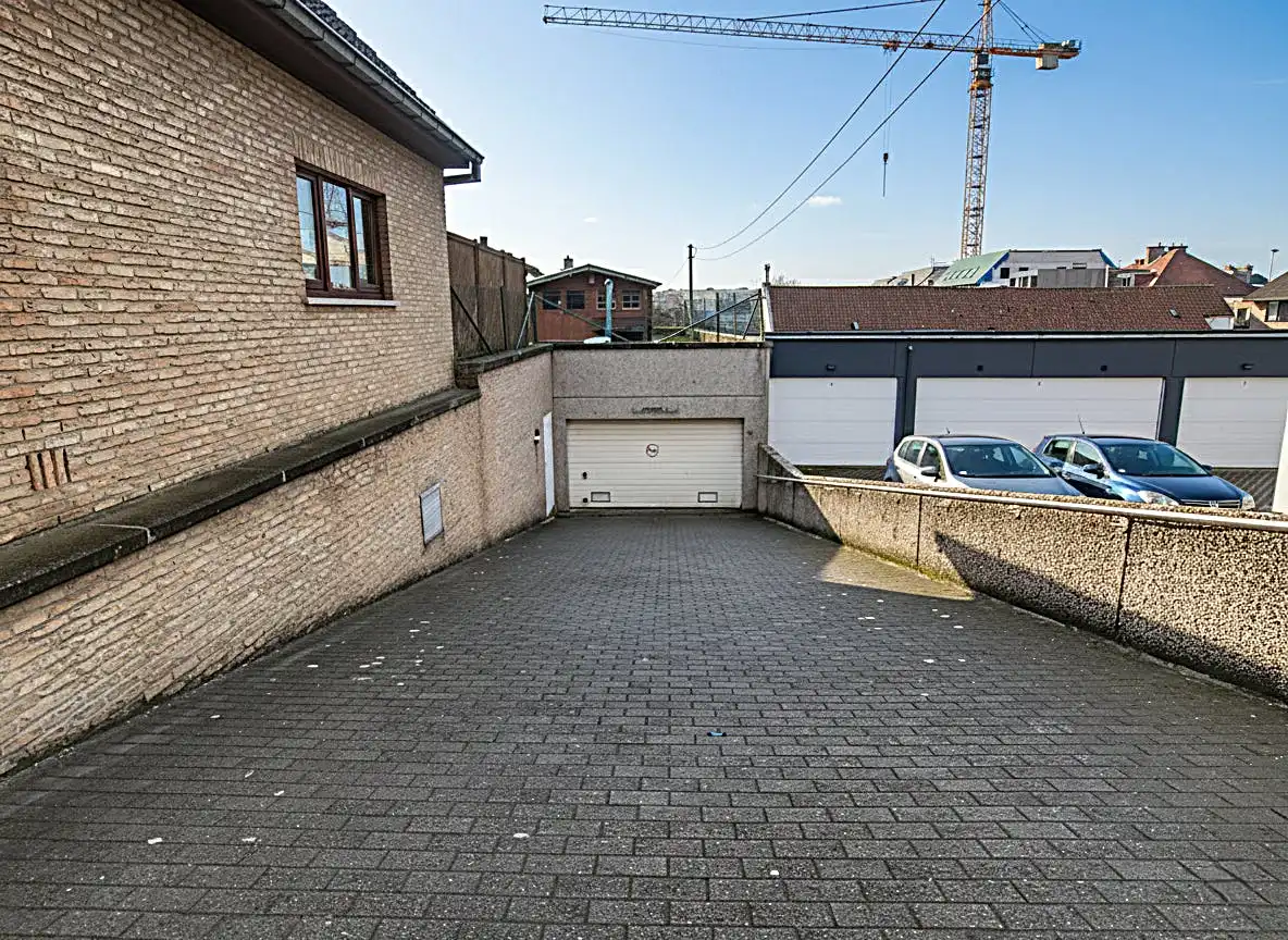 Ruime garagebox op topligging te Duinenweg! foto 13