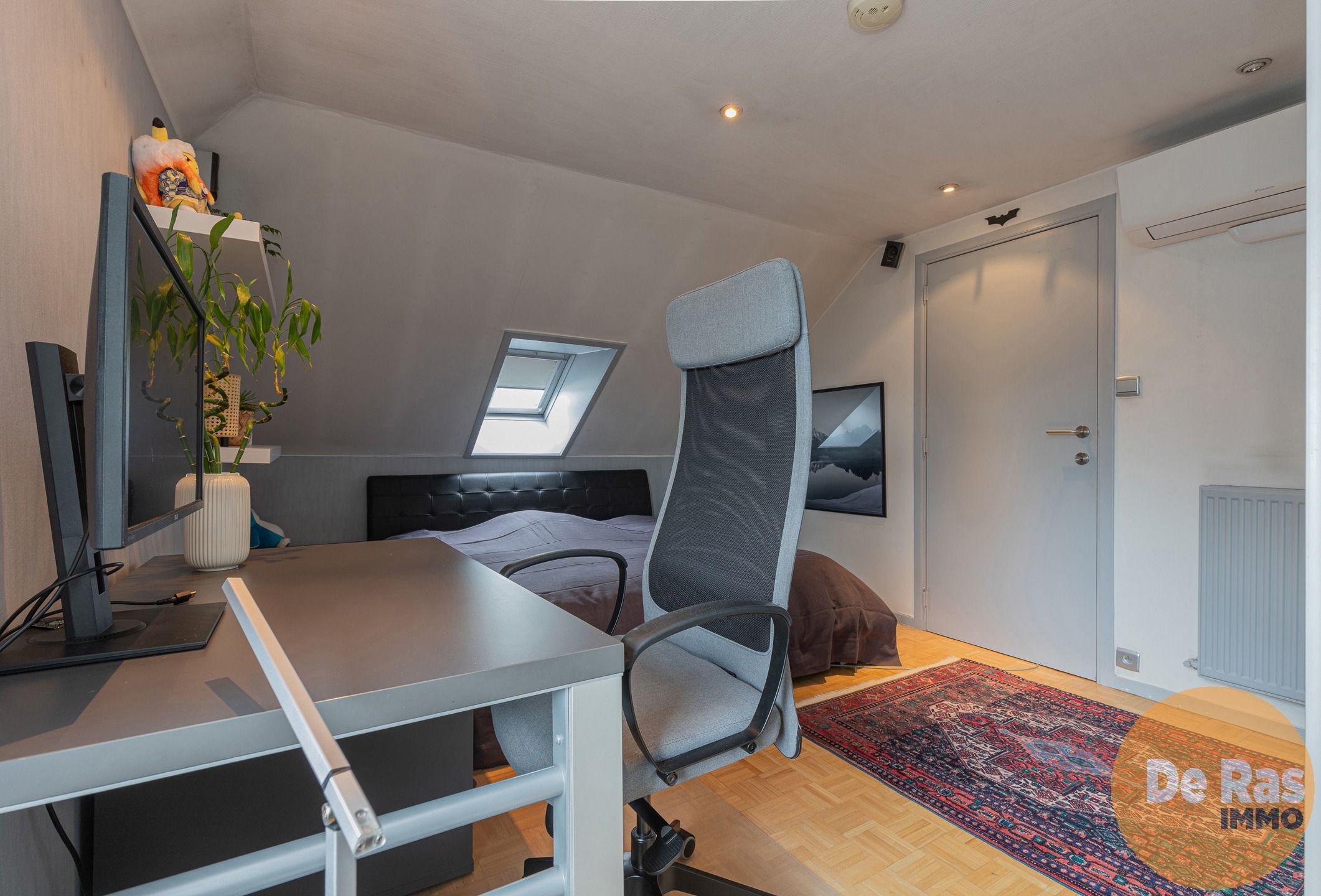 NIEUWERKERKEN - GROTE WONING MET PRAKTIJK foto 19