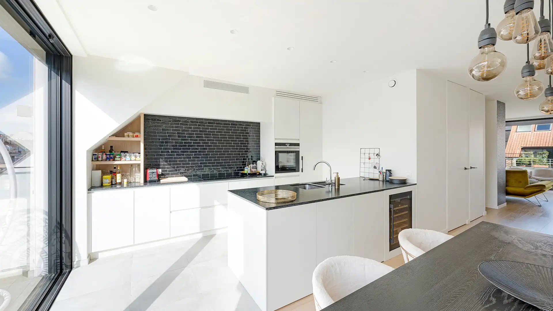 Recent (°2022) duplex dakapp. gelegen op de P. Parmentierlaan  op wandelafstand van de Zeedijk foto 15