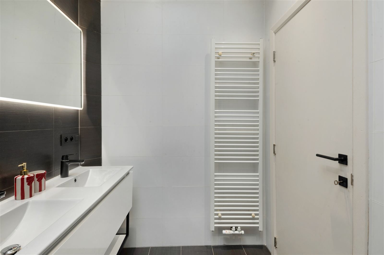 Opbrengsteigendom - Woning foto 6