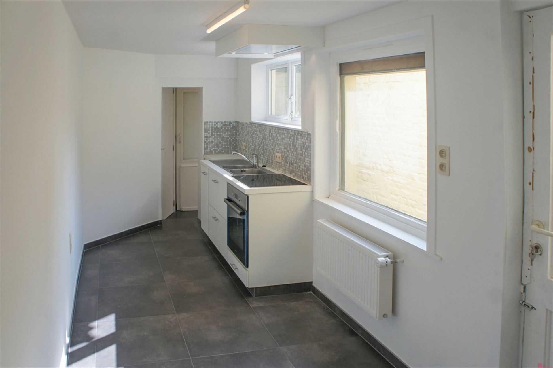 Leuke woning met groot terras foto 11