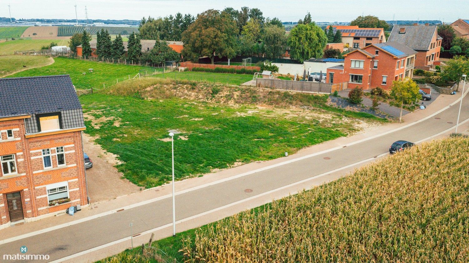 RUSTIG GELEGEN BOUWGROND VOOR HALFOPEN BEBOUWING TE MILLEN foto 5