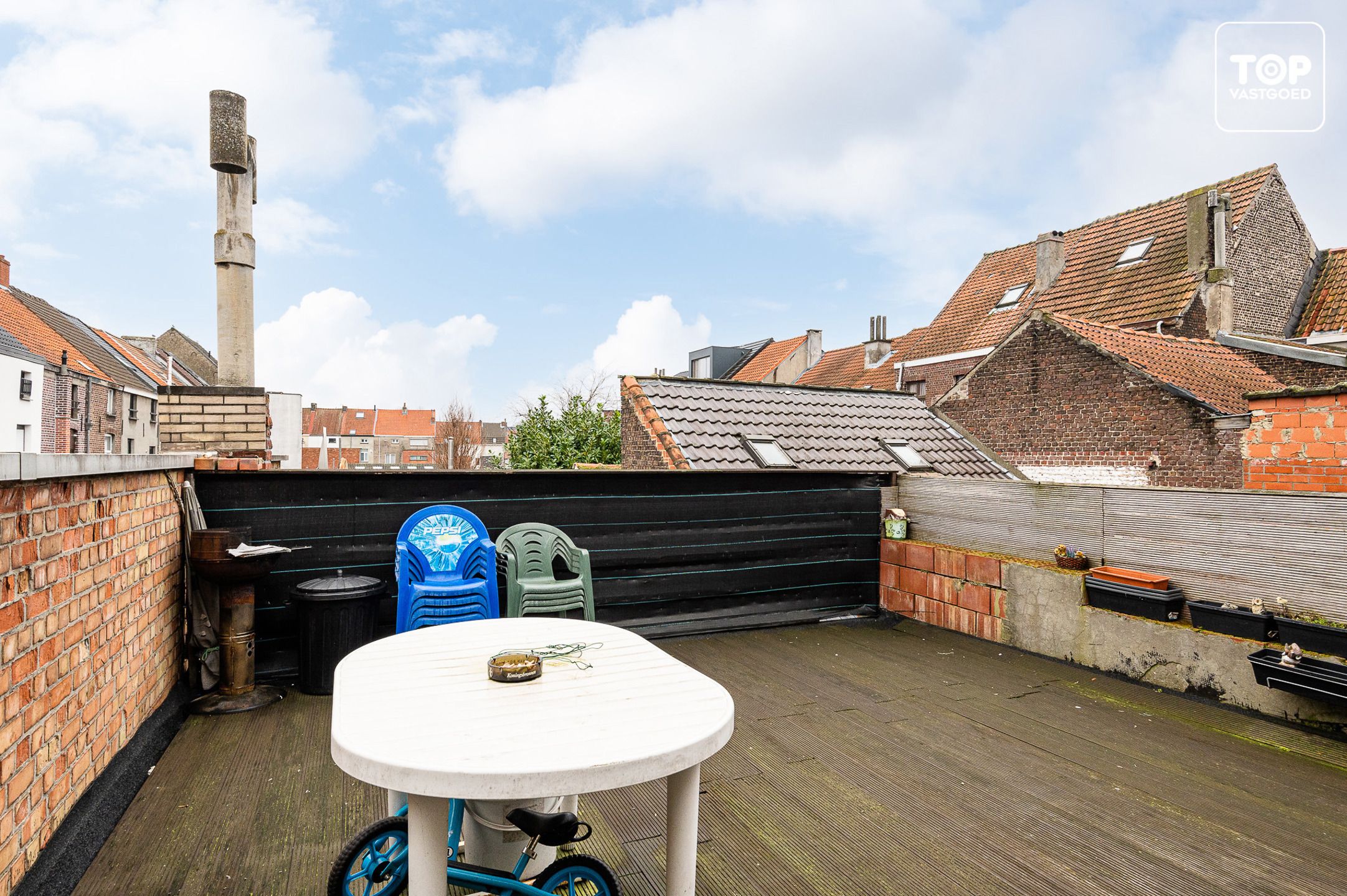DISCREET Centraal gelegen (opbrengst) eigendom met verhuurd handelsgelijkvloers en 2-slaapkamer woonst foto 26
