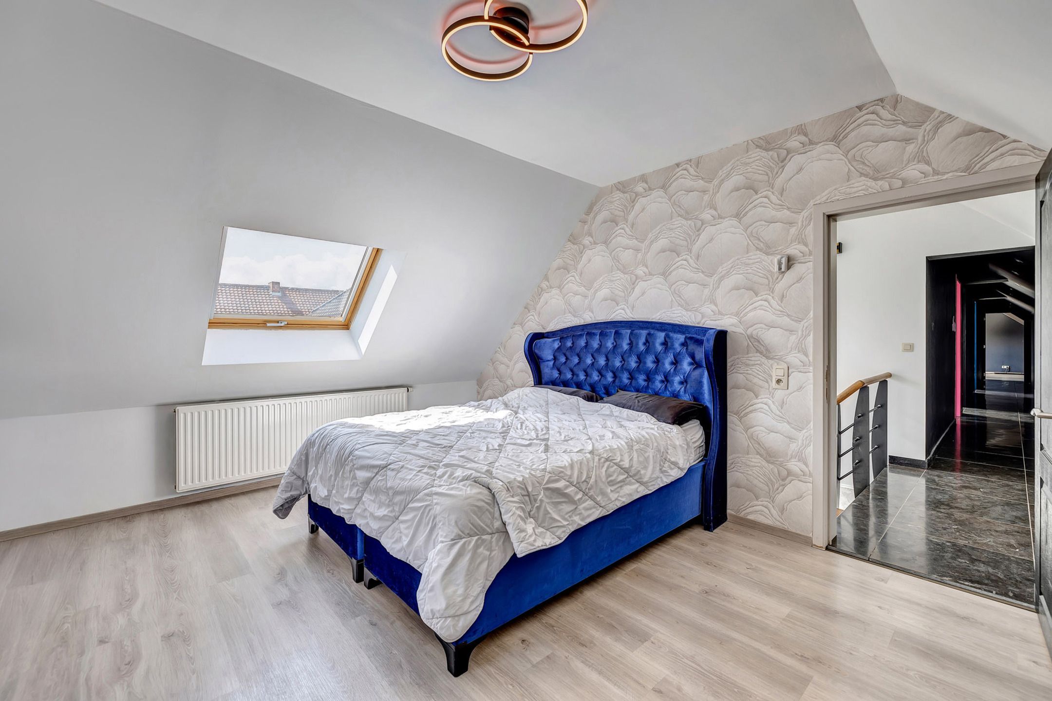 Gerenoveerde woning op strategische locatie met 5 slaapkamers foto 16