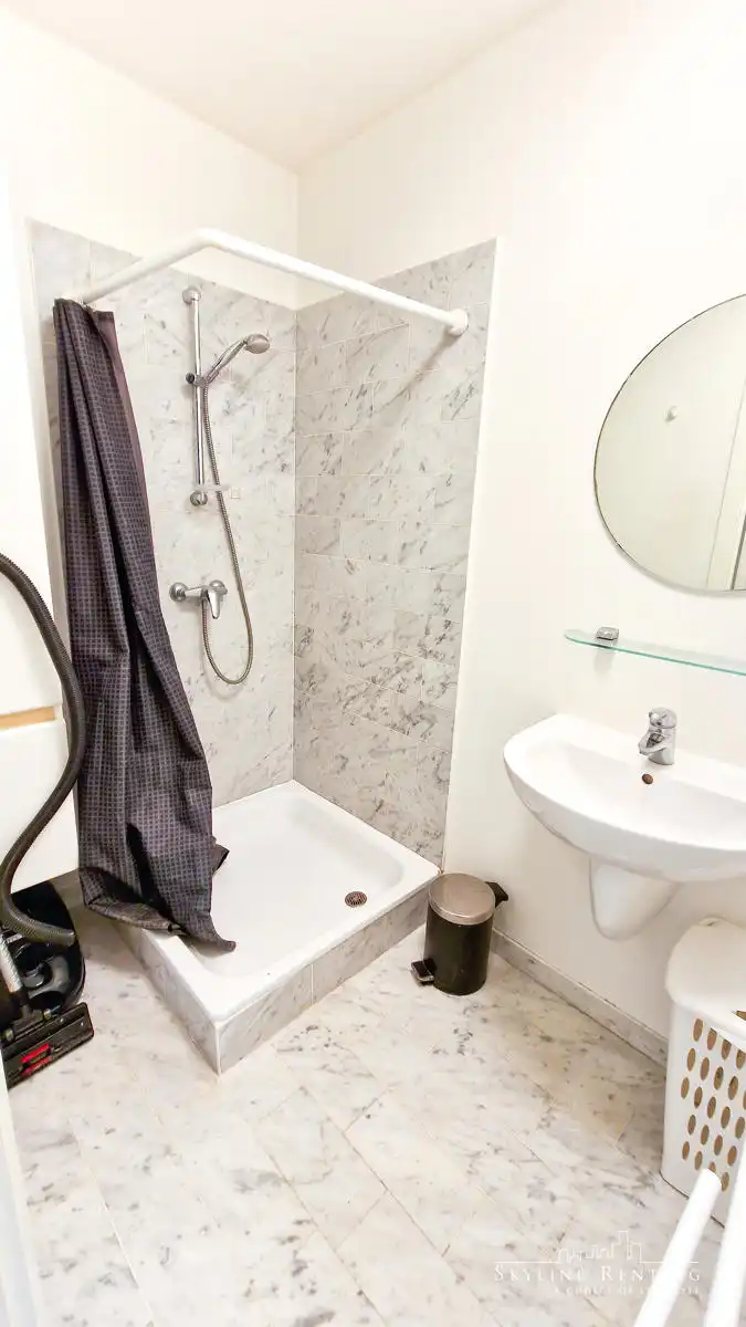 LICHTRIJK - Studio met TERRAS (Stockel) foto 9