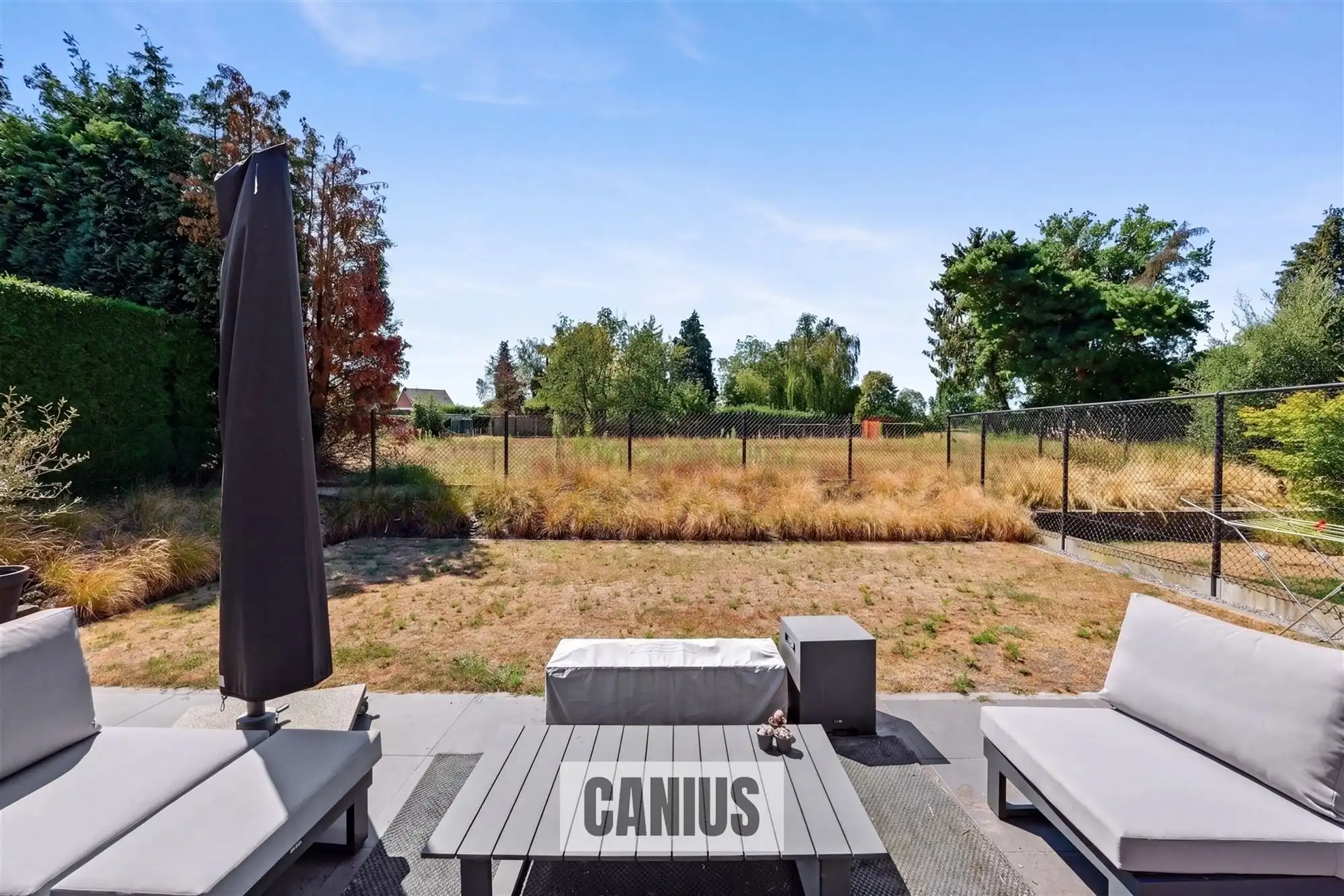 MODERNE, INSTAPKLARE WONING MET 3 SLPK EN ZUIDGERICHTE TUIN foto 10