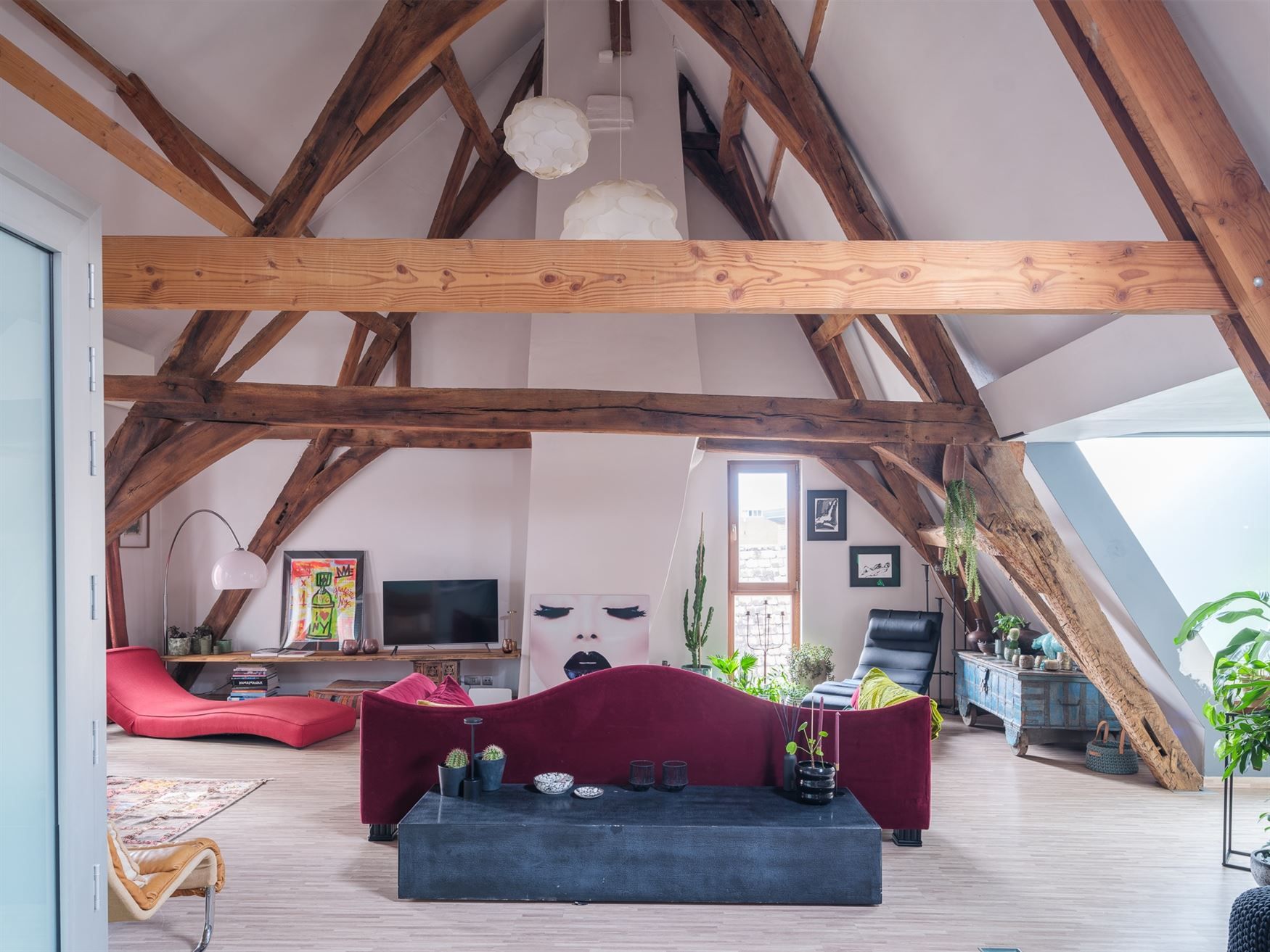 Karaktervolle loft met groot terras in hartje Oudenaarde. foto 6