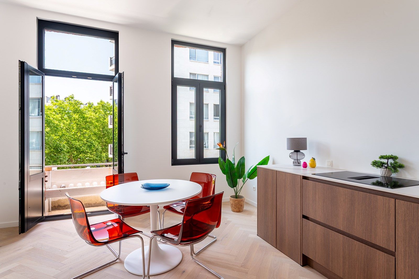 Hoogwaardige renovatie met authentieke charme foto 2