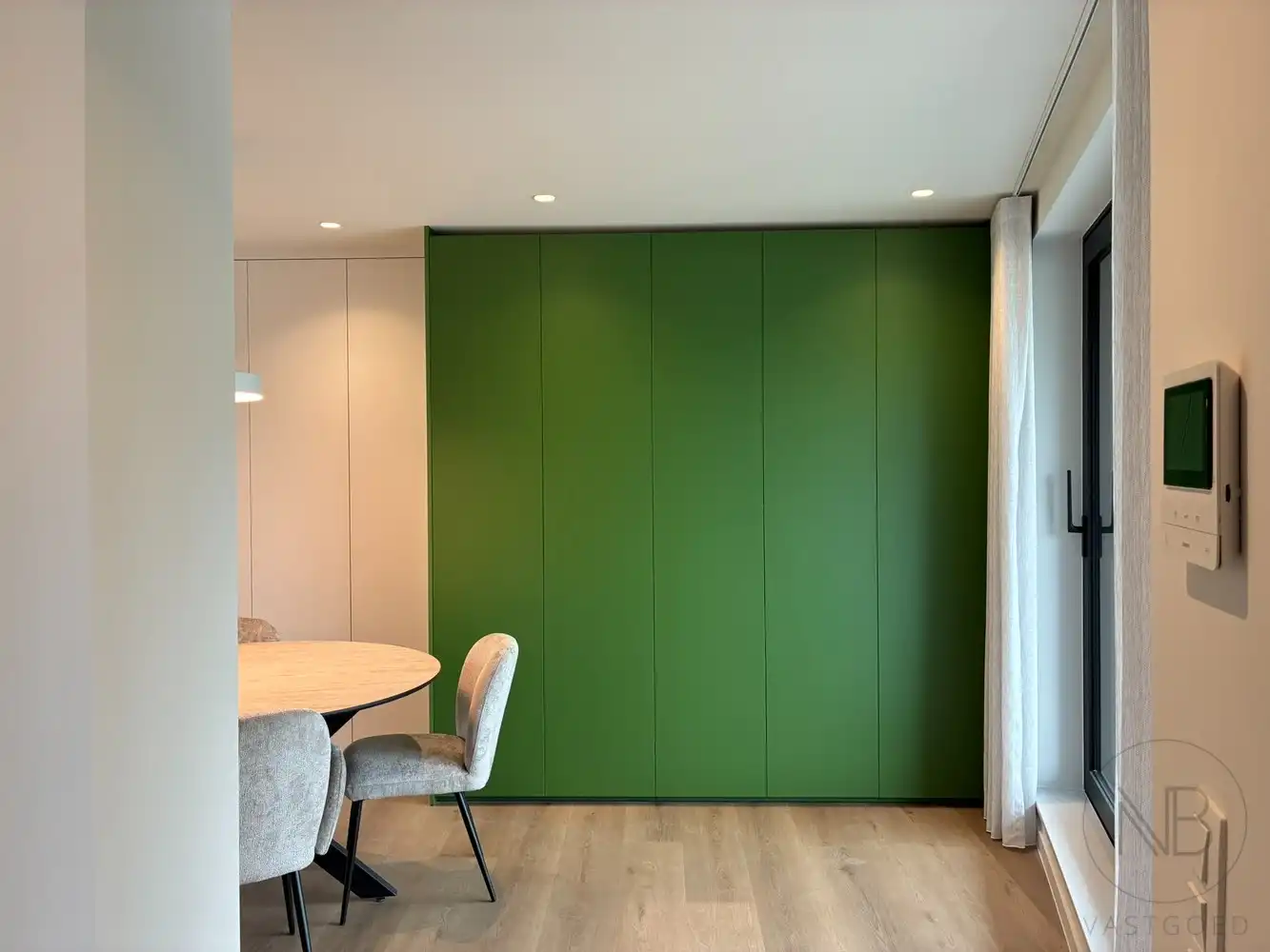 Instapklaar & bemeubeld 1-slaapkamer appartement in Diepenbeek foto 3