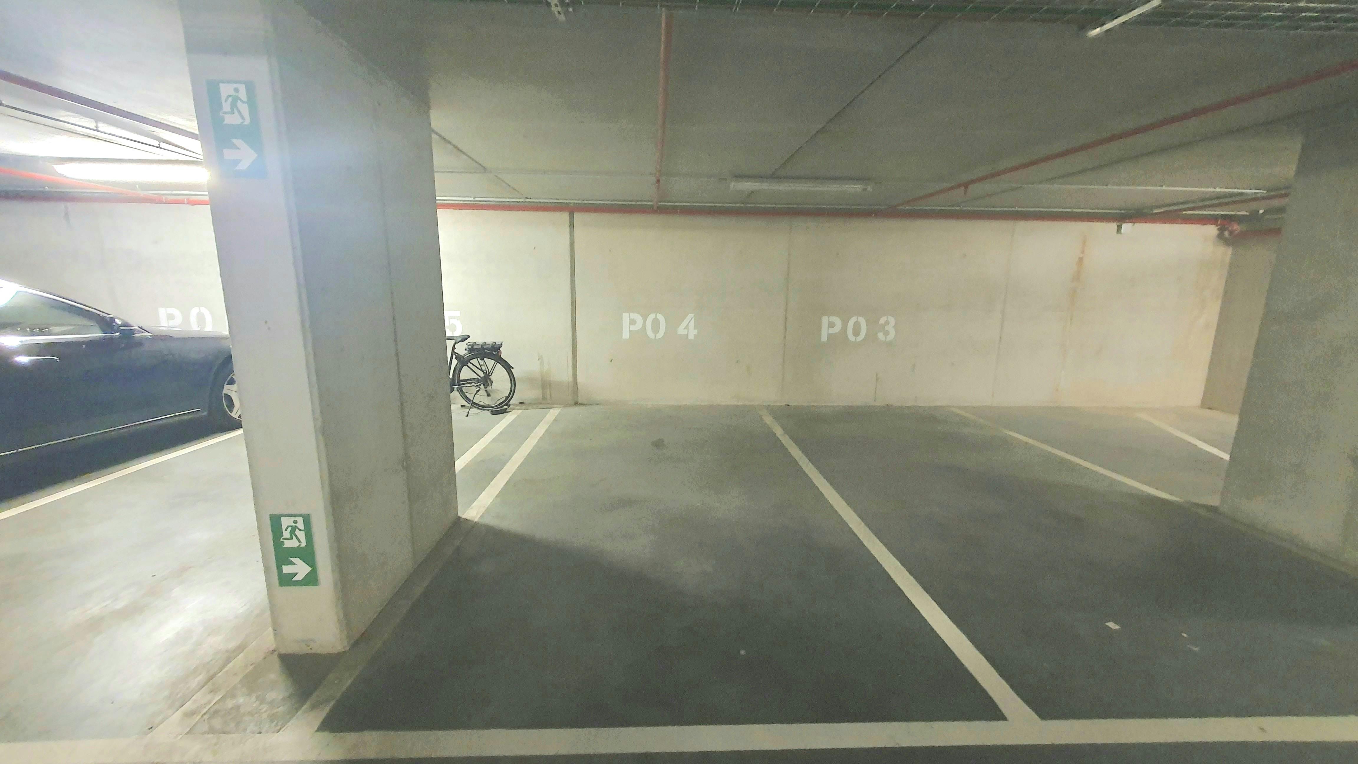 Te Huur: autostaanplaats in Hasselt Centrum foto 2