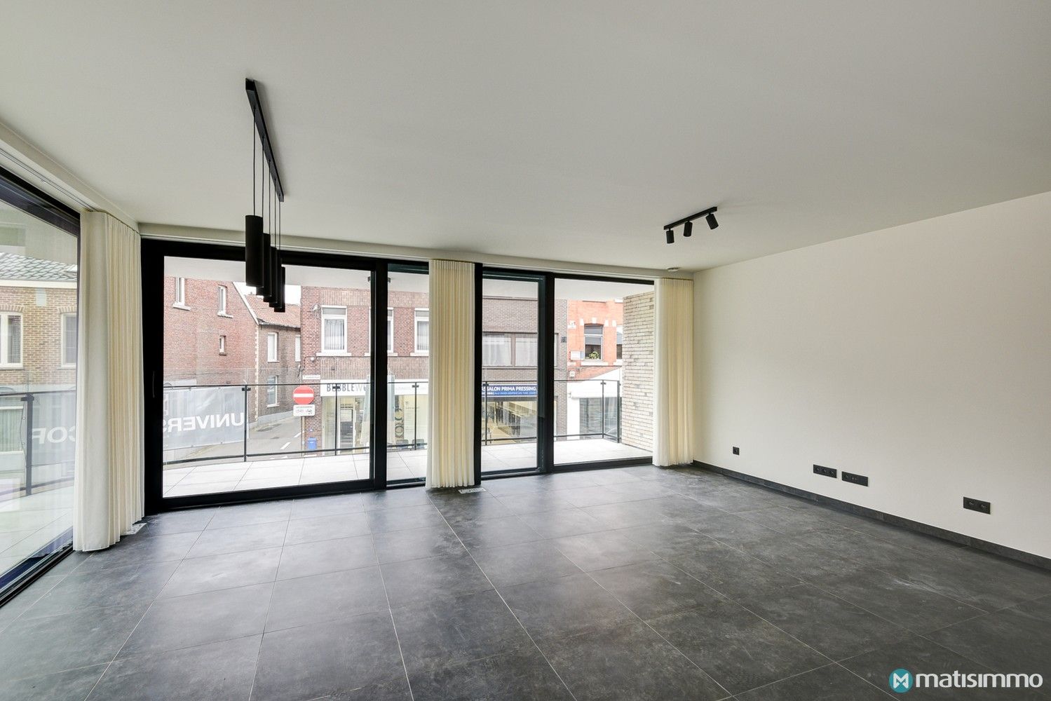 ENERGIEZUINIG APPARTEMENT MET 2 SLAAPKAMERS EN PARKEERPLAATS IN HET CENTRUM VAN BILZEN foto 6