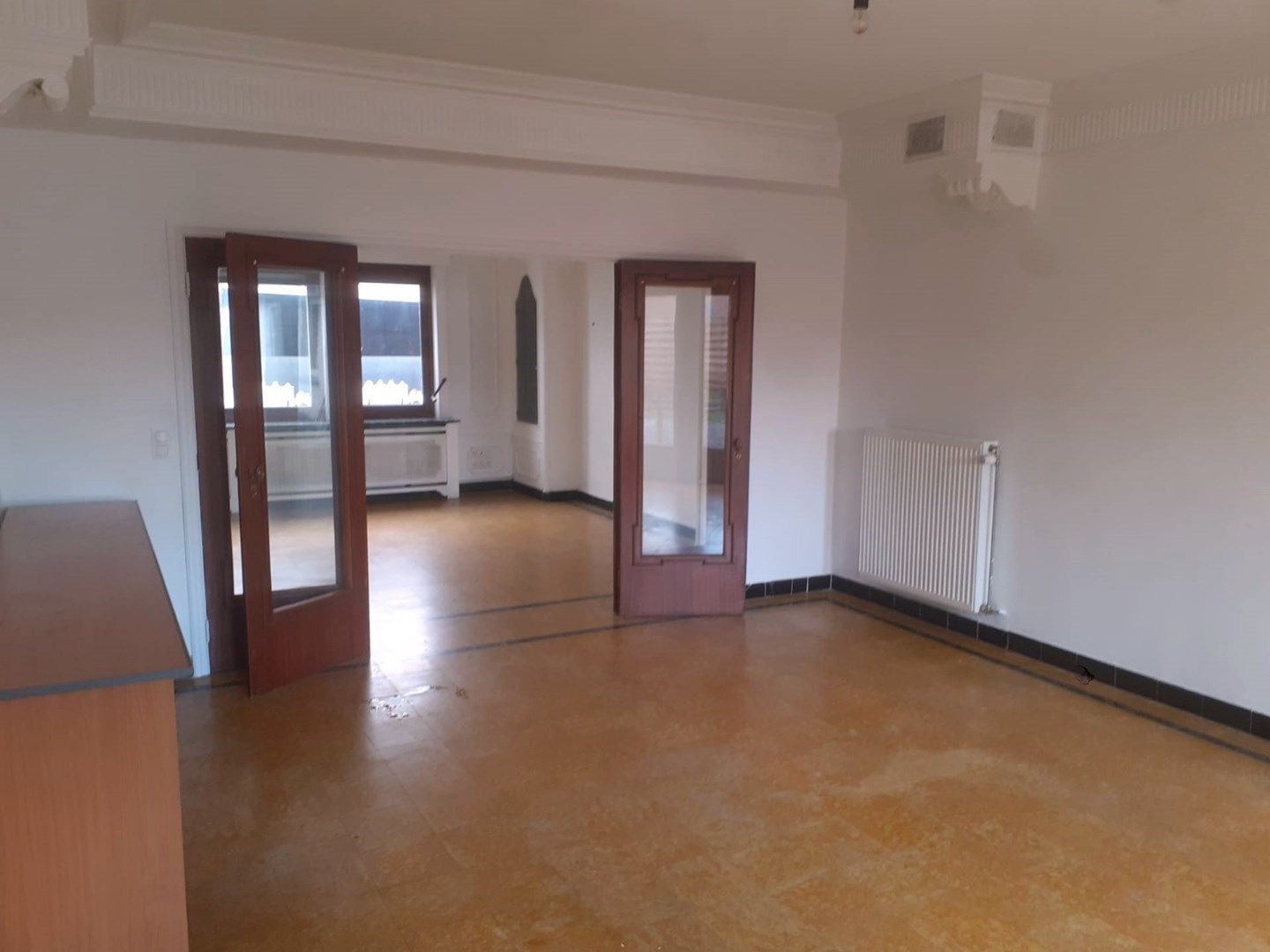 Zeer ruim gelijkvloers appartement met 3 slaapkamers / 2 badkamers & tuin - 175m² foto 6