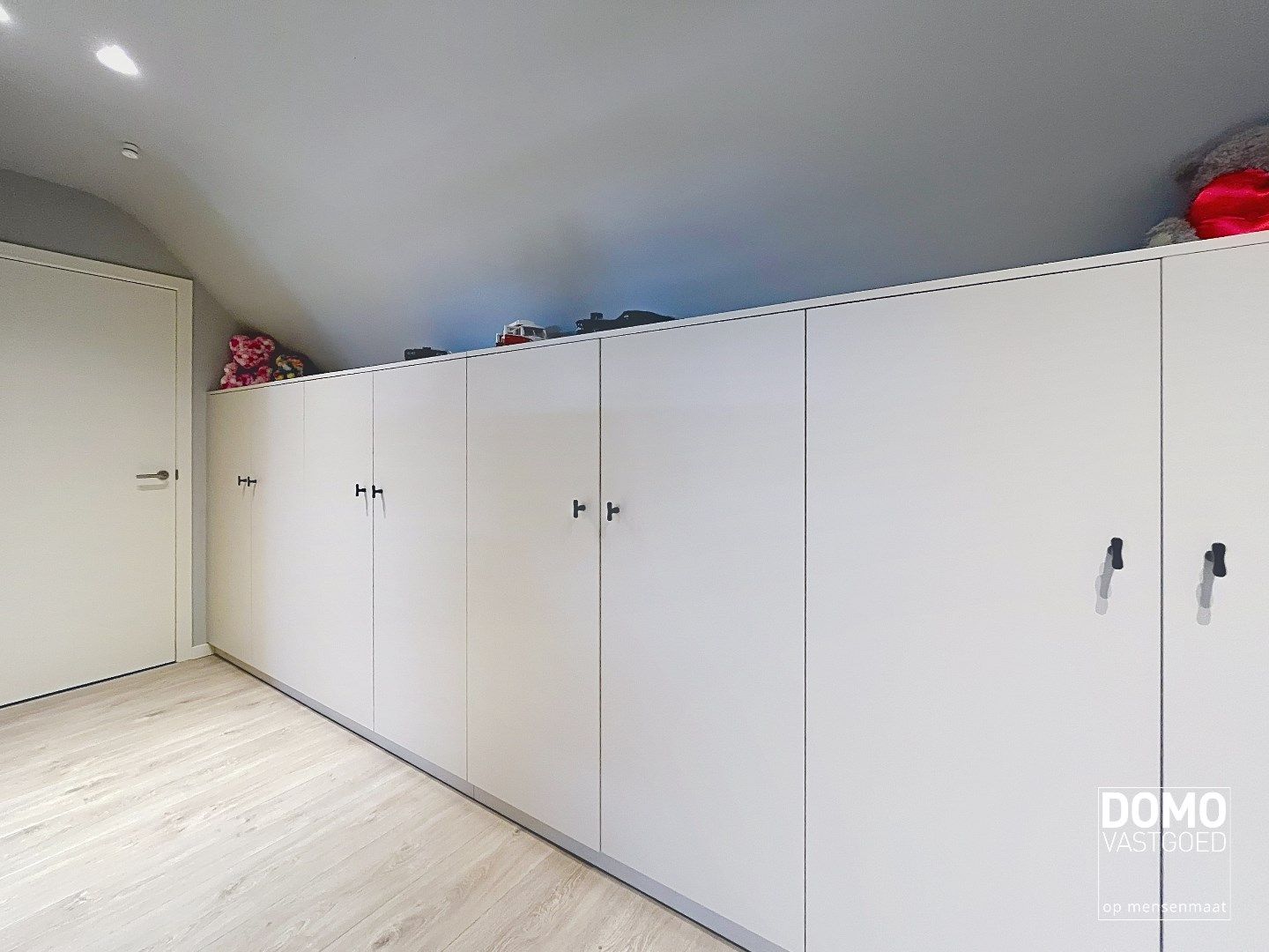 MODERNE WONING IN ALKEN MET TUIN, GARAGE, 4 SLAAPKAMERS EN 2 BADKAMERS foto 15