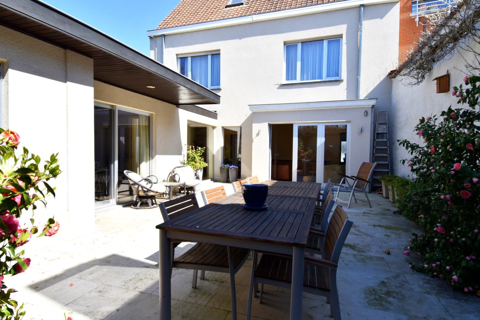 Charmante eigendom met 3 slaapkamers, 80 m² zolder, inpandige garage en zonneterras te koop in Gullegem-centrum foto 19