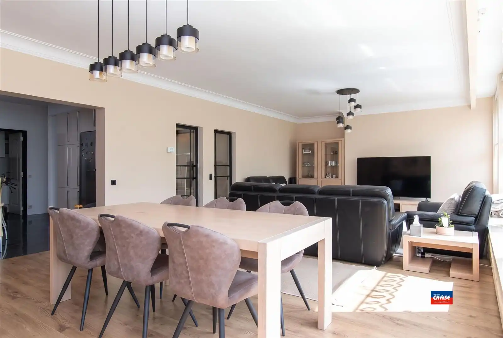 Appartement van 189m² met 3 slaapkamers, 2 badkamers en autostaanplaats + berging met EPC-A foto 9