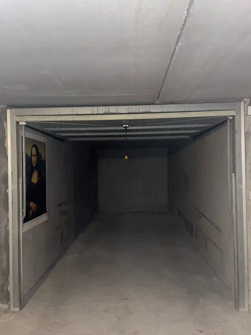 Garage te koop foto 2