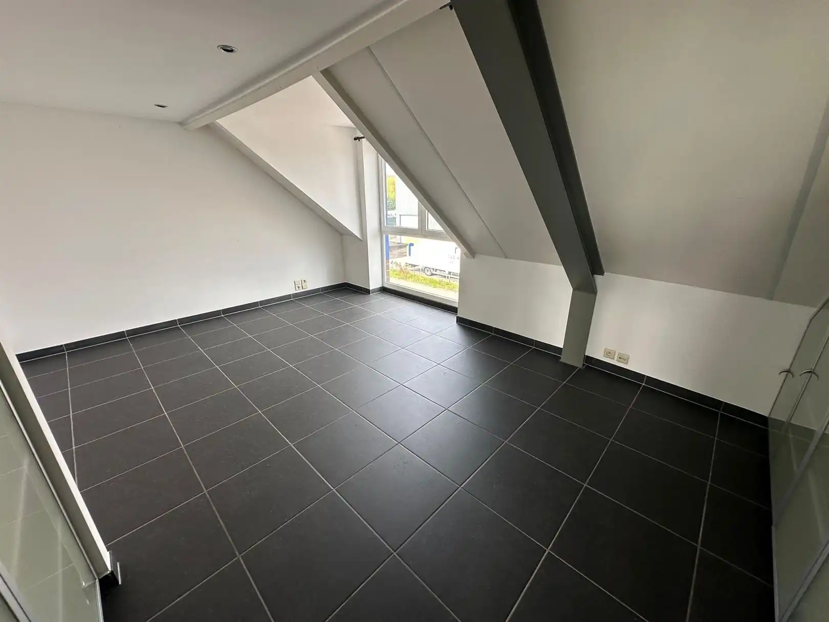 Loftappartement met 1 slp en groot zonnig terras foto 12