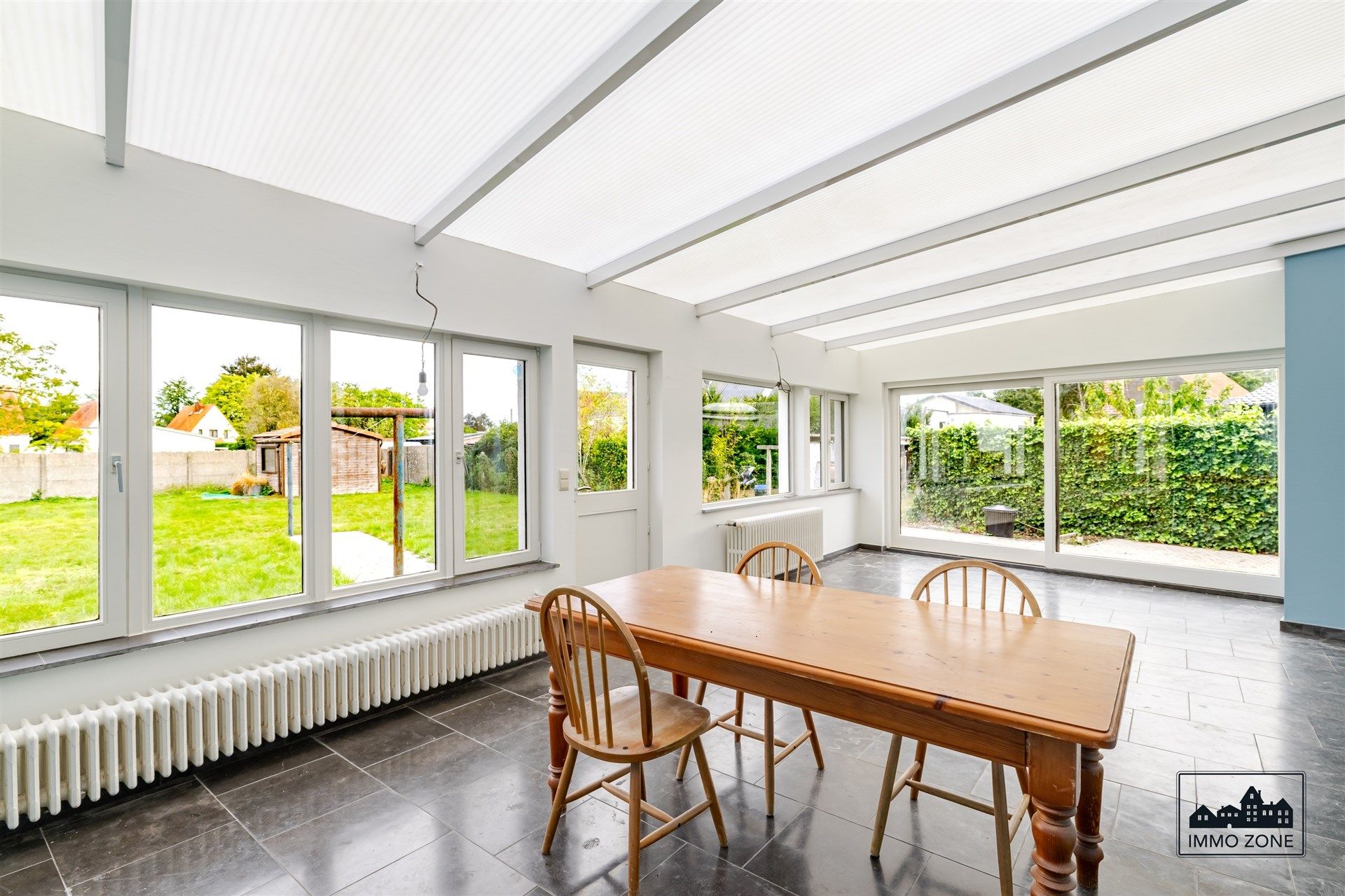 Lichtrijke halfopen woning te Nieuwerkerken! foto 8