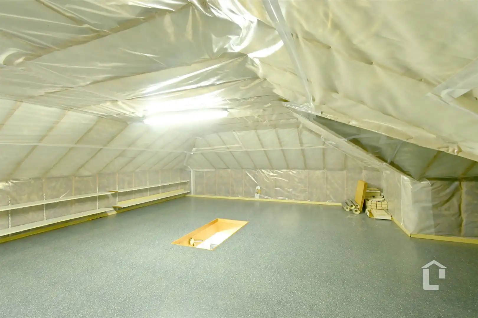 Investeringspand bestaand uit 2 ruime instapklare appartementen foto 12