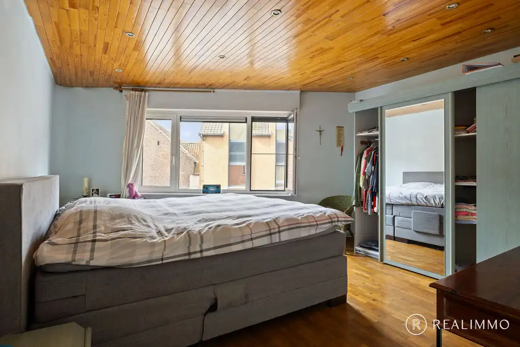 Veelzijdig handelspand met woonst op topligging in hartje Moen foto 19