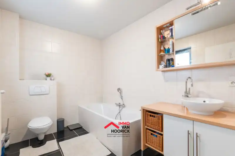 Prachtige woning OB op 737m² grondopp - 4 slpkmrs! foto 9