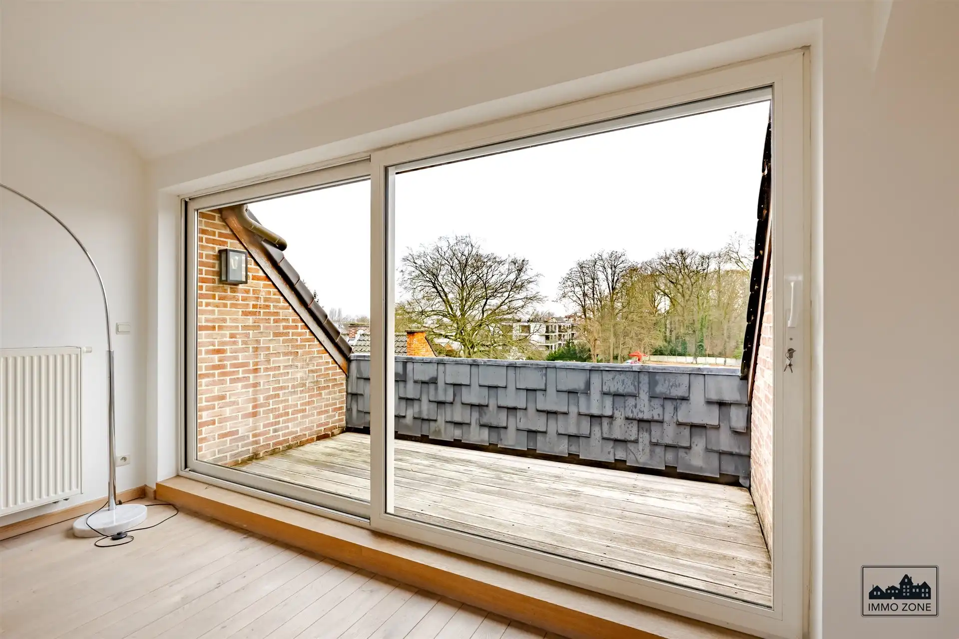 Ruim dakappartement (156 m²) met terras & garage foto 3