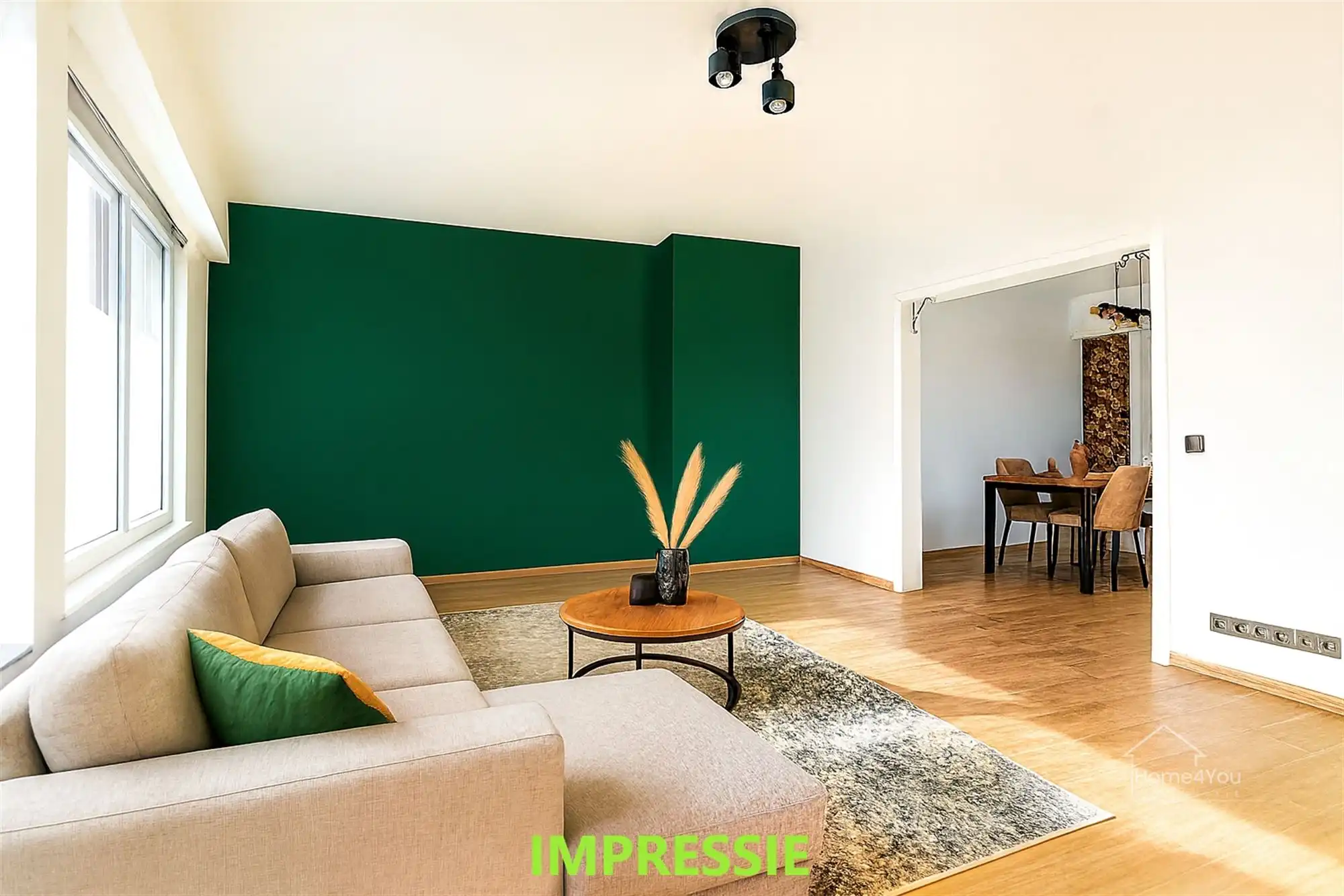 HOB met 4 slaapkamers en 2 badkamers foto 3