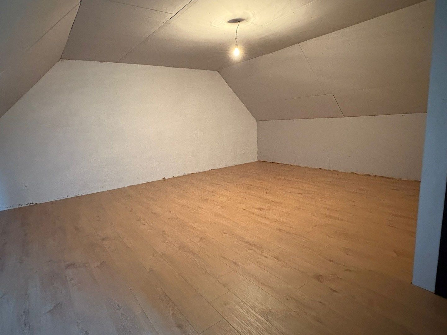Ruime woning met 3 / 4 slpks centraal gelegen in Leopoldsburg !  foto 14