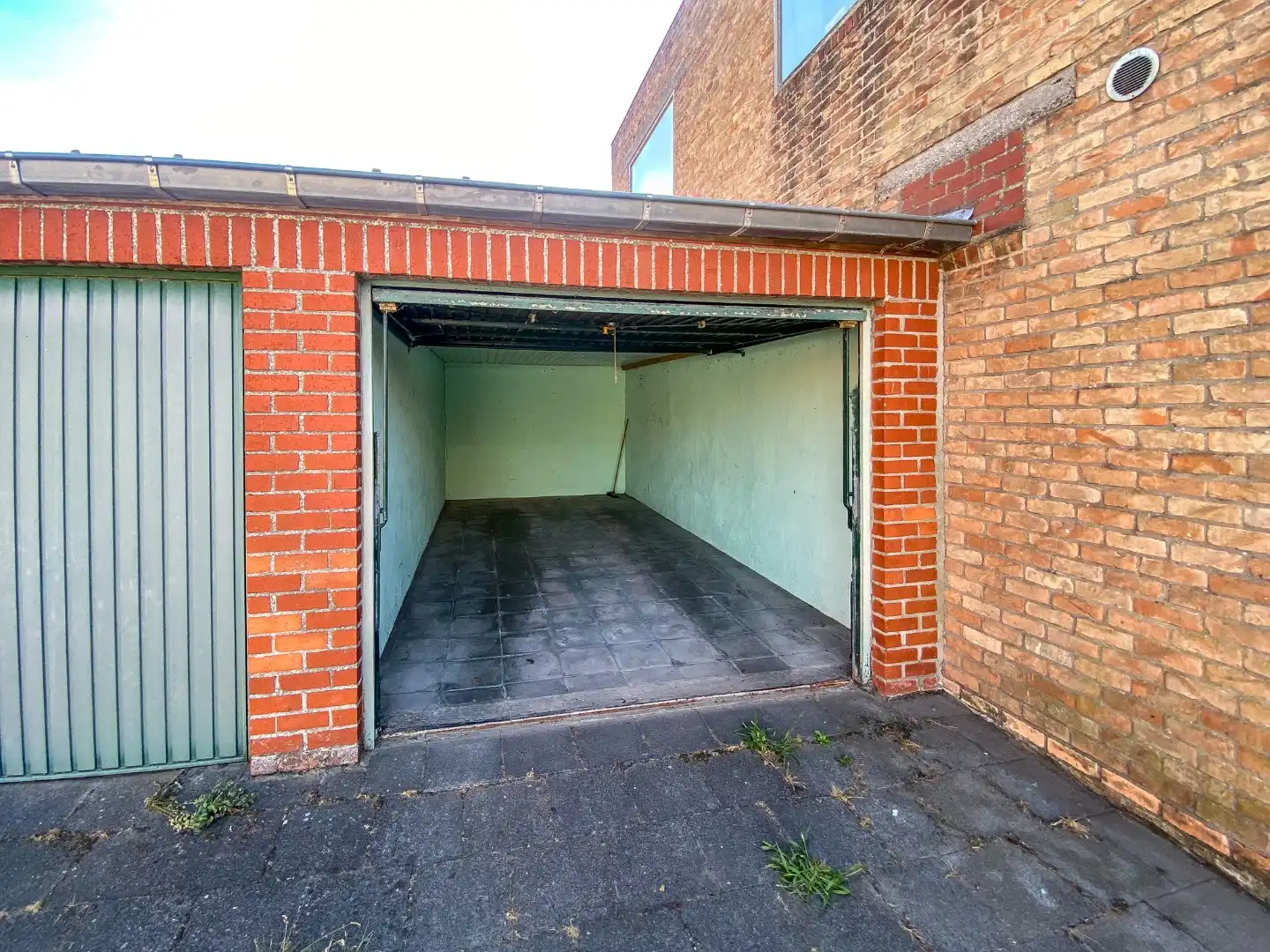 Bovengrondse garage te huur in Nieuwpoort-Stad. foto 4