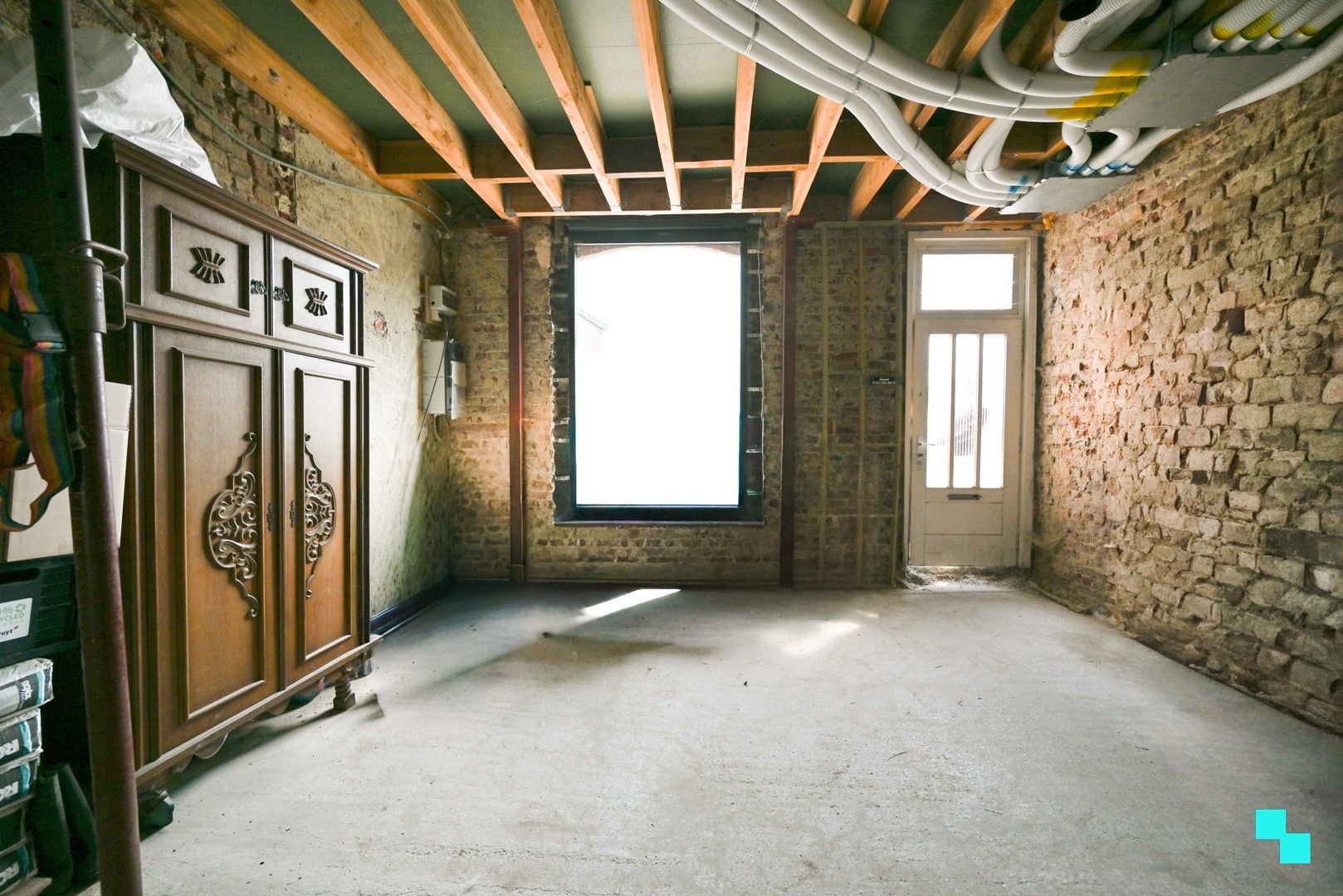 Eengezinswoning met drie slaapkamers te Lendelede foto 8