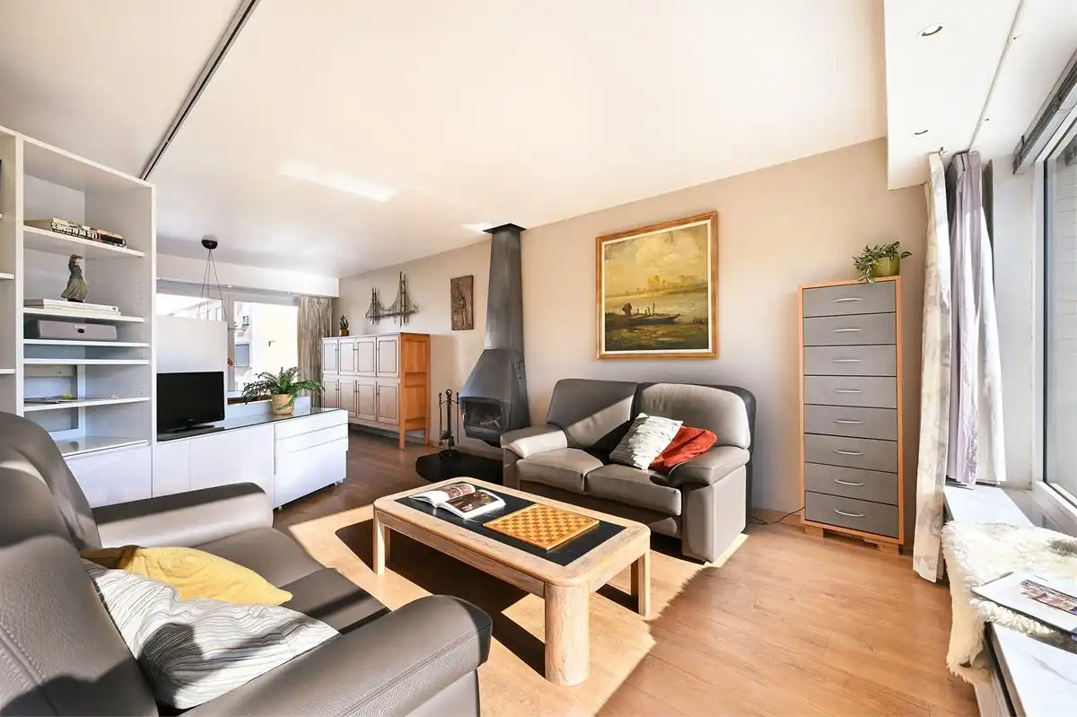 Ruime bel-etage met tuin en zonnig terras in Hoevenen foto 4