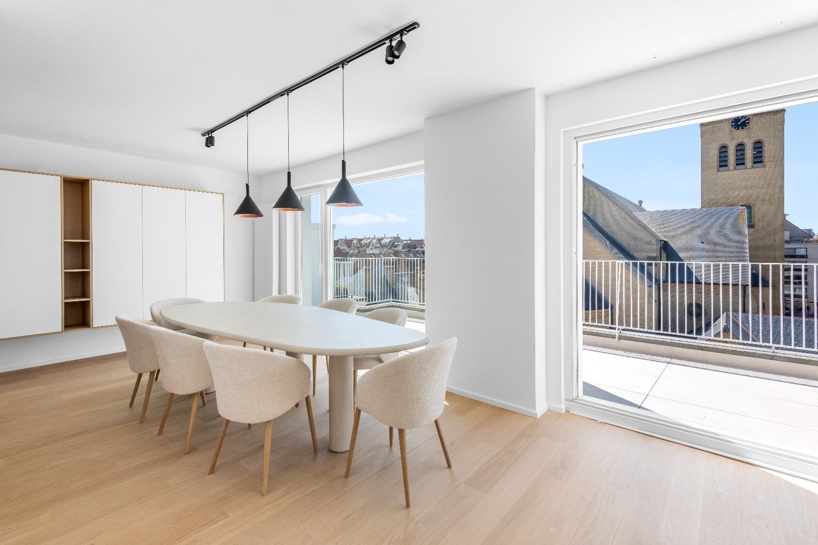 Zeer zonnige penthouse met open zicht vlakbij de Dumortierlaan. foto 5