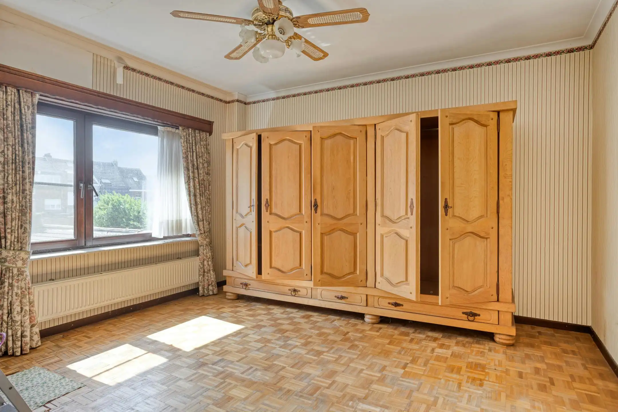 Deels te renoveren villa of tweewoonst met parktuin in Boom foto 13