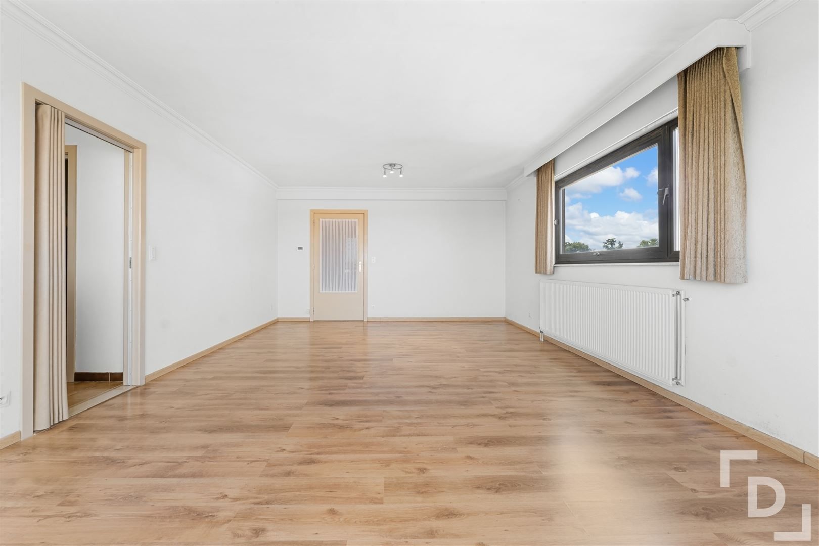 Rustig gelegen appartement met garage te koop in centrum Poperinge foto 8