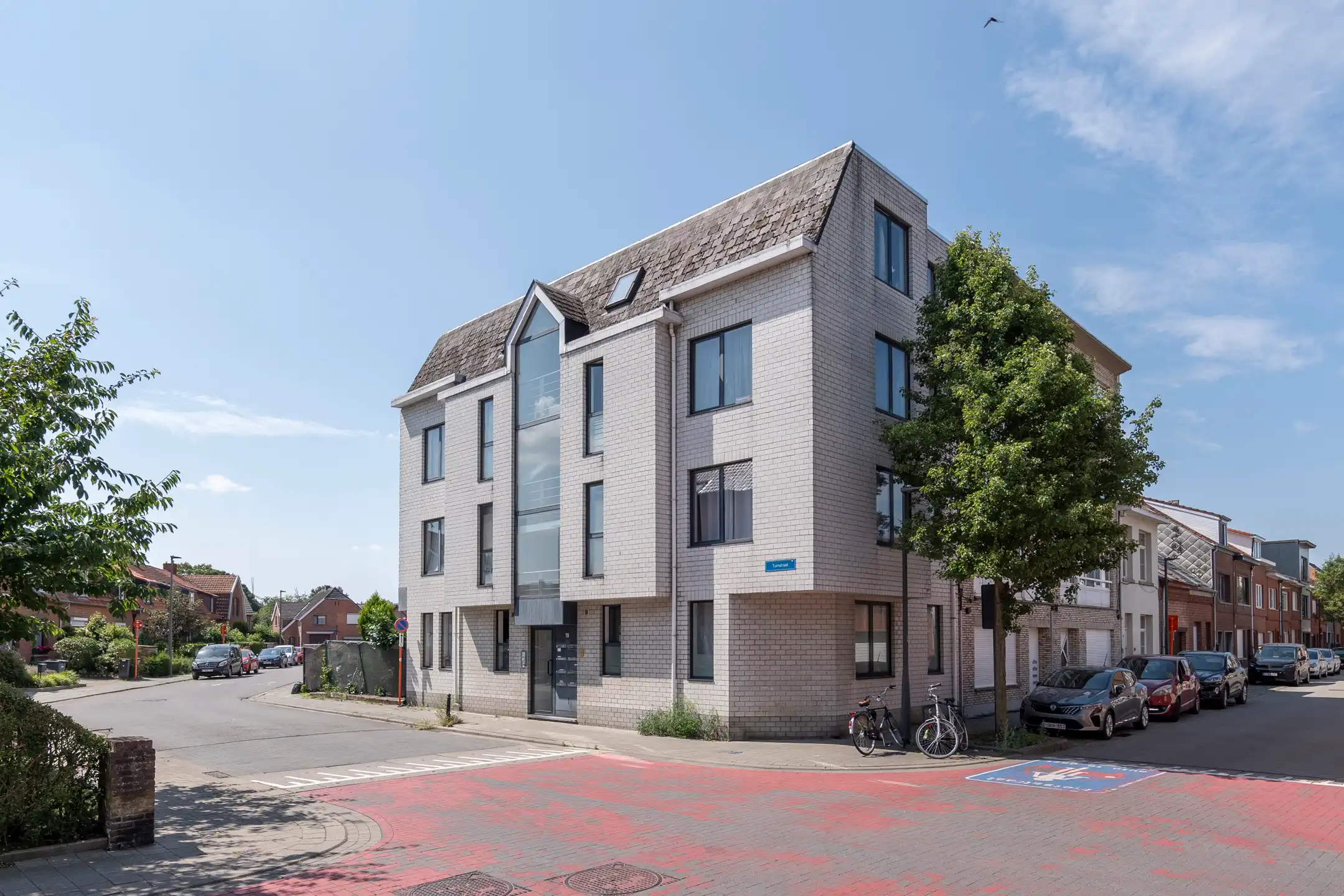Opbrengsteigendom met 8 appartementen – 5,3% rendement foto {{pictureIndex}}