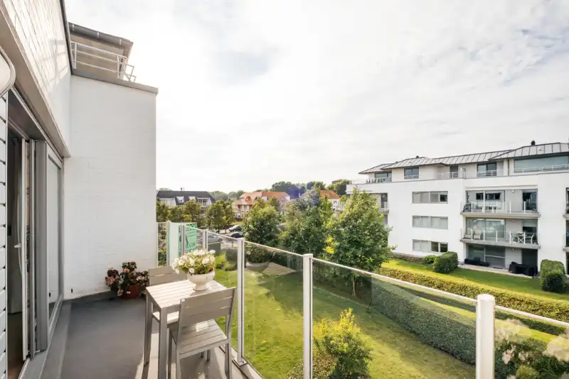 Domein "ELZENHOF" foto 3