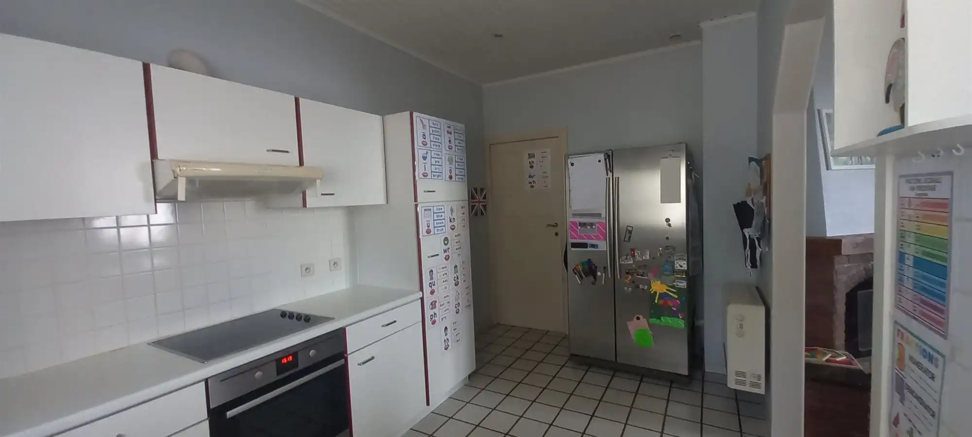 Aangename 3-gevel woning met tuin foto 7