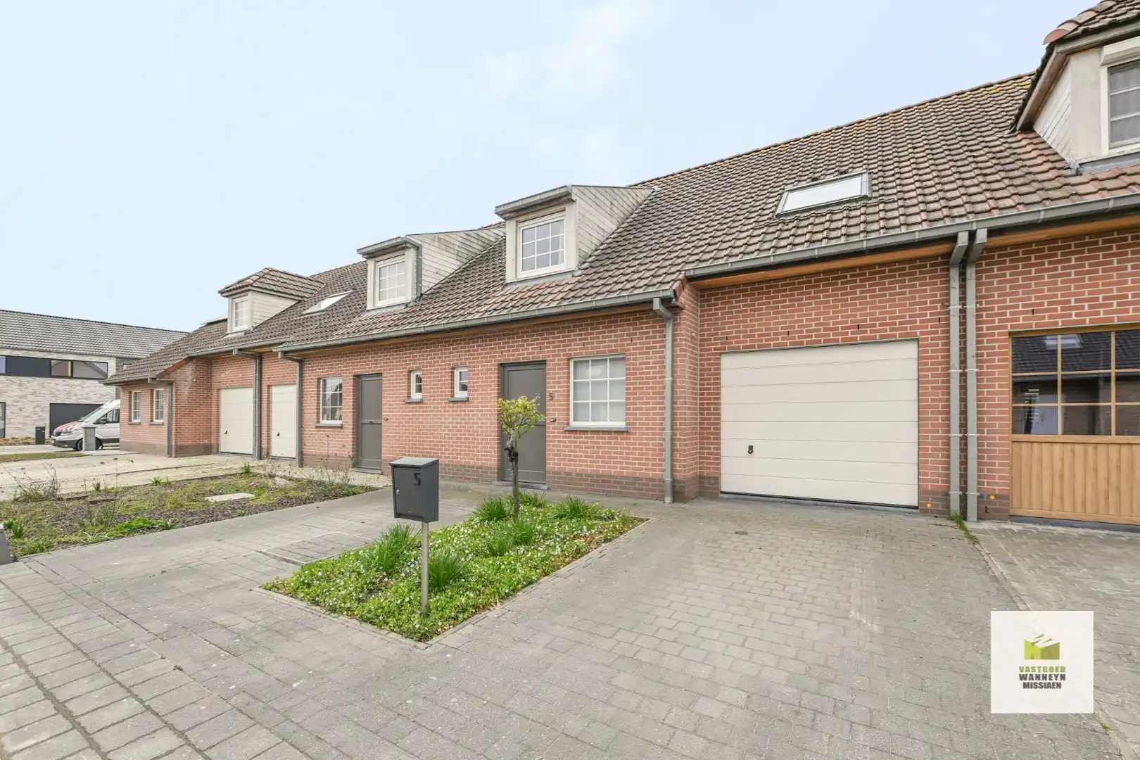 Energiezuinige en instapklare woning op rustige ligging in doodlopende straat te centrum Roeselare foto 23