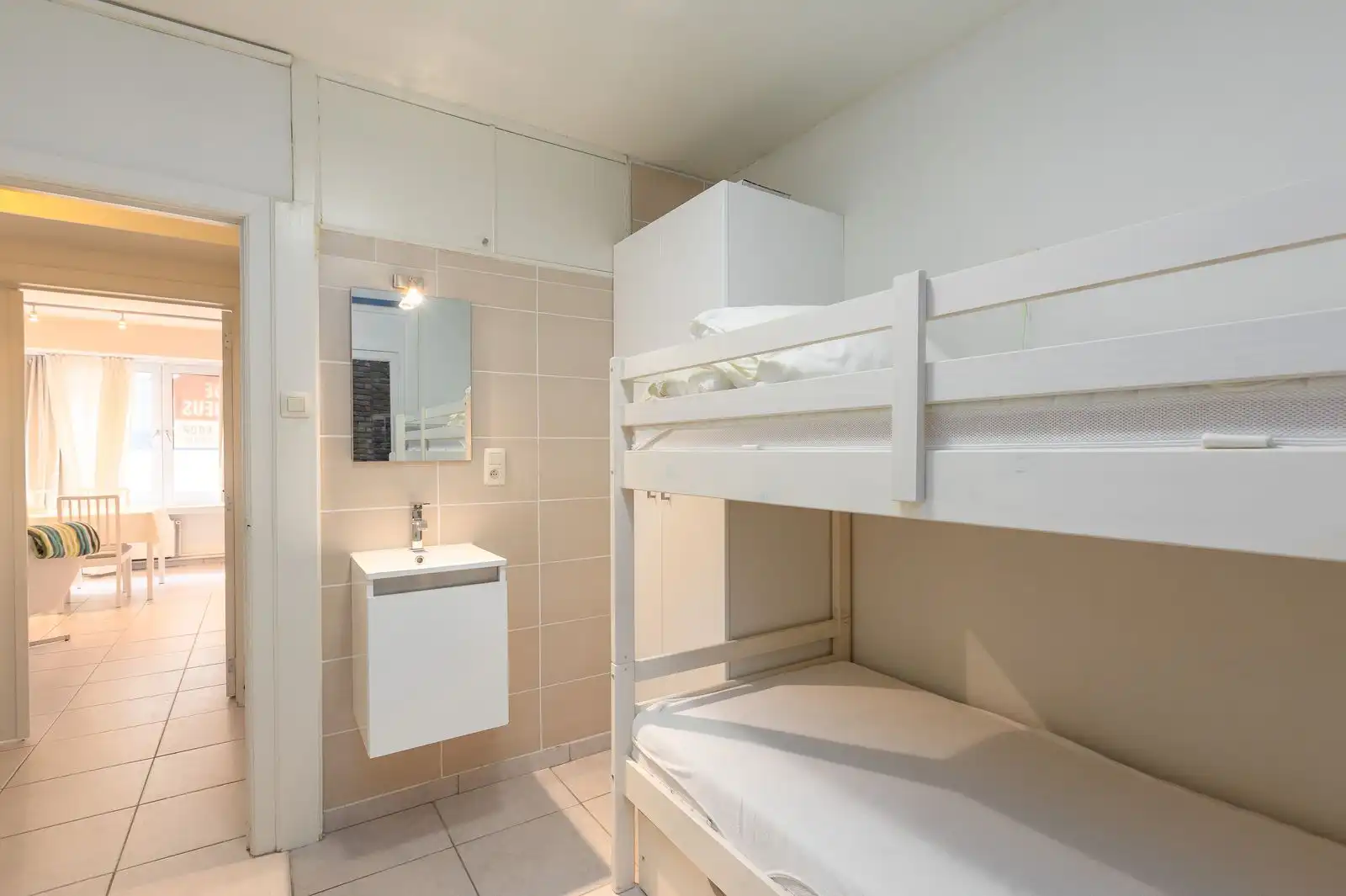 Gezellig 2 slpk appartement op 50m van het strand foto 9