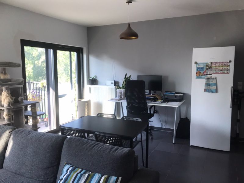 Gezellig zon georiënteerd 2slk appartement met groen uitzicht, met terras, kelder en private garagebox  in afgesloten garagecomplex op wandelafstand van centrum van EEklo foto 5