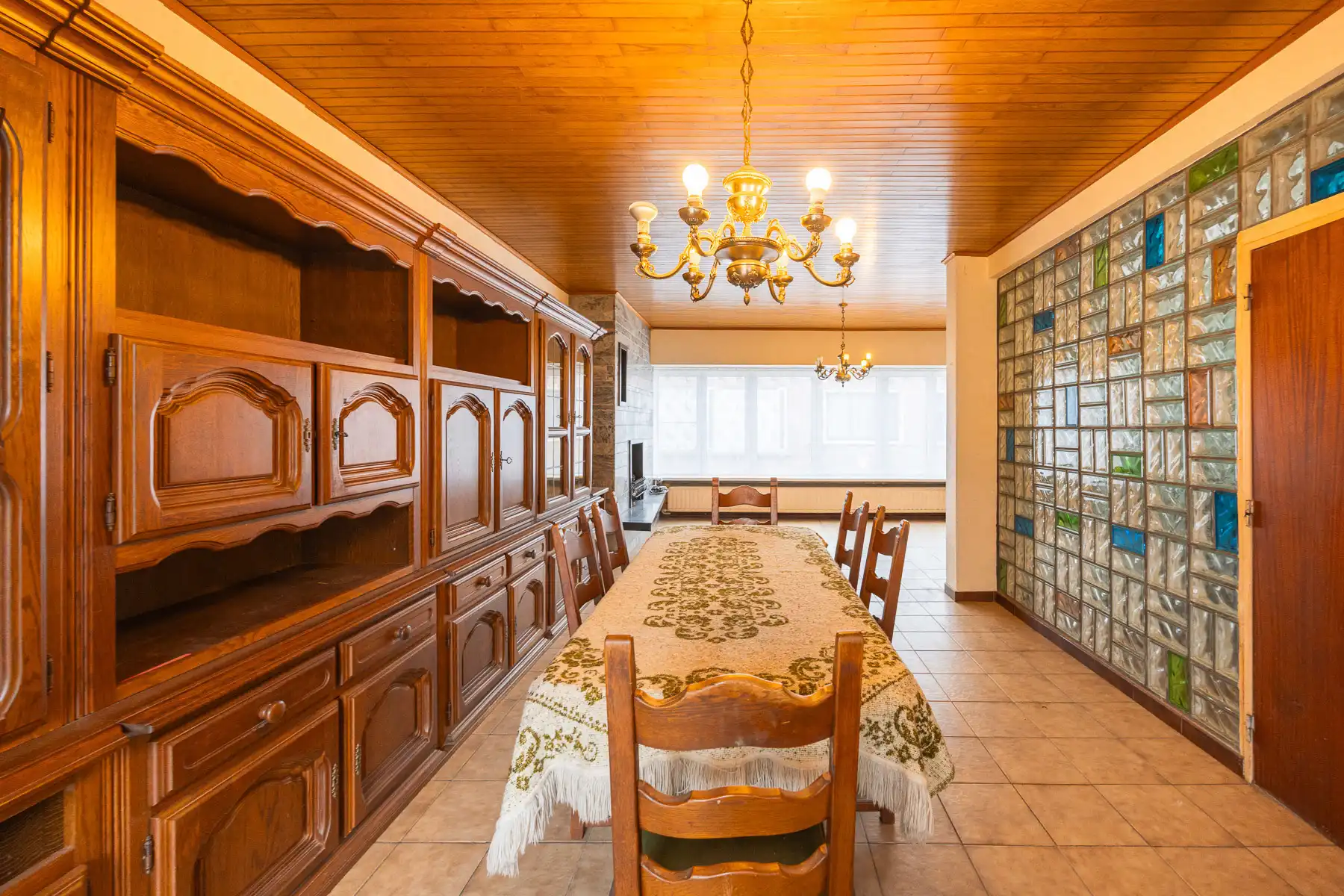 Ruime renovatie bel-etage woning met tuin en garage  foto 8