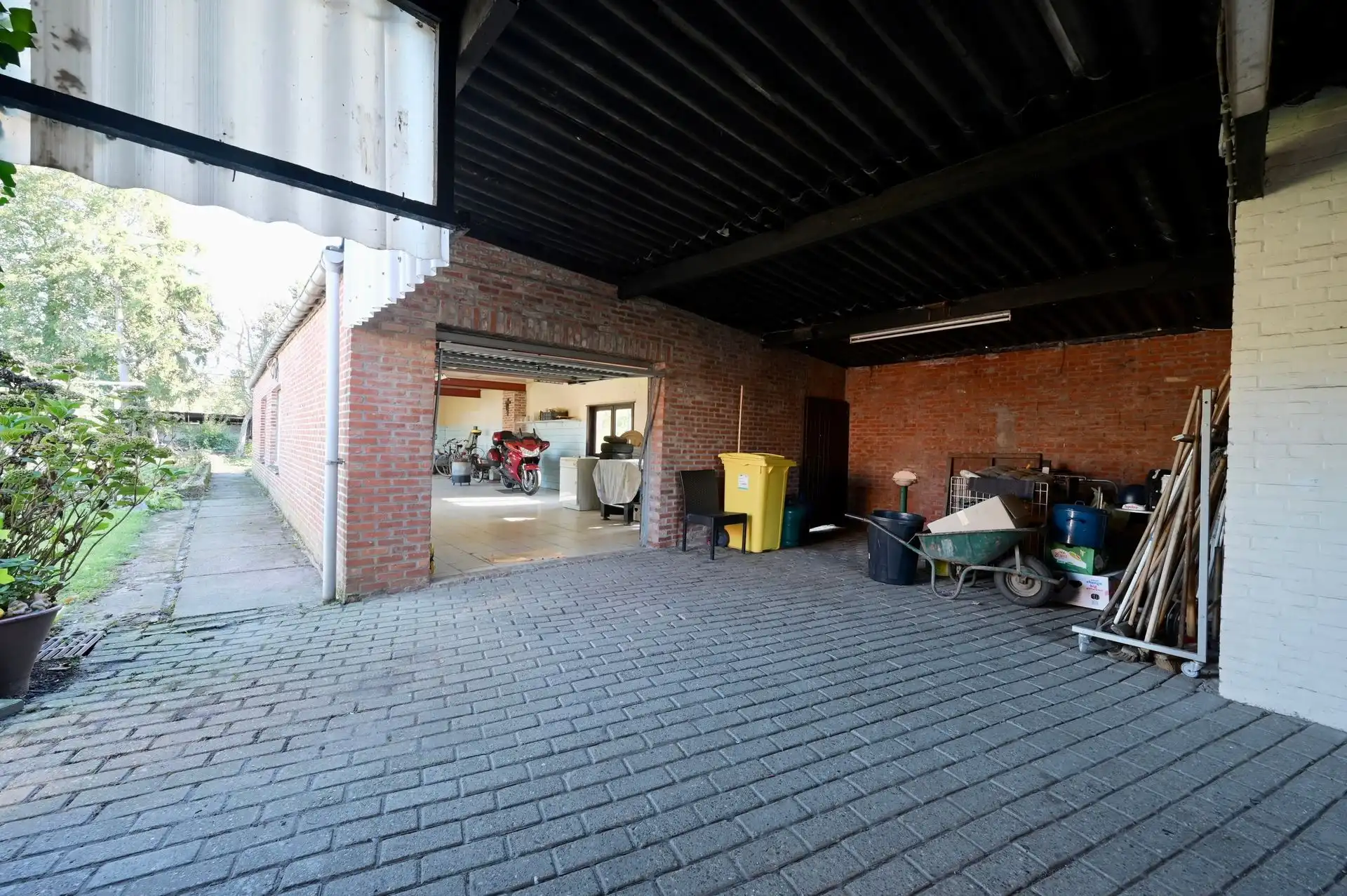 Te renoveren open bebouwing op 1.005 m² in Heultje.  foto 16