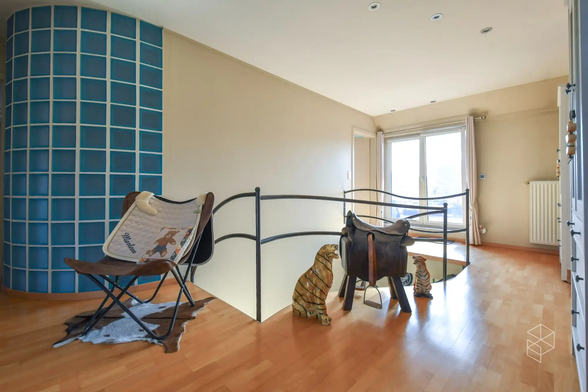 Ruime en karaktervolle woning op 926 m² centraal gelegen te Jabbeke foto 10